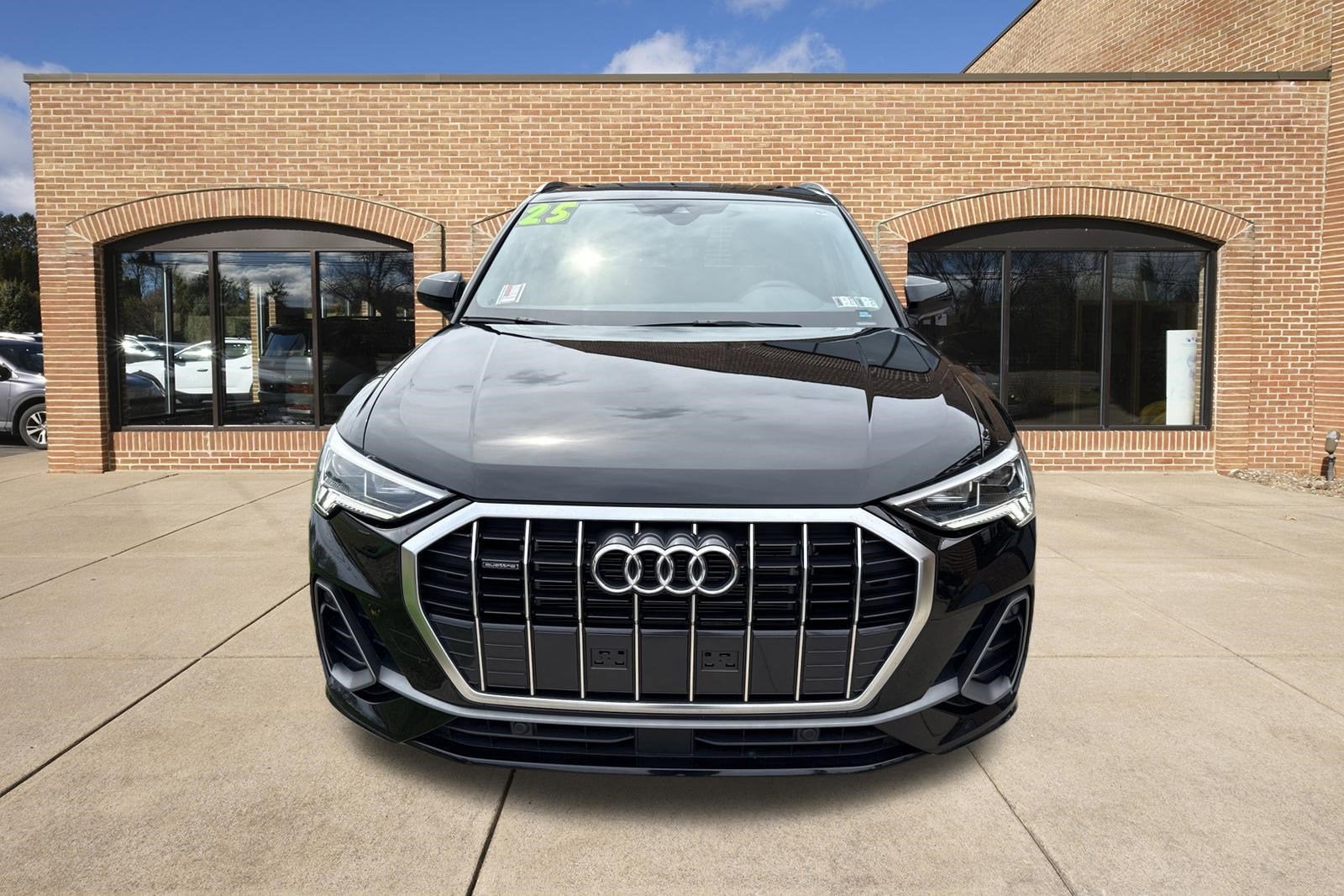 2025 Audi Q3 S line Premium