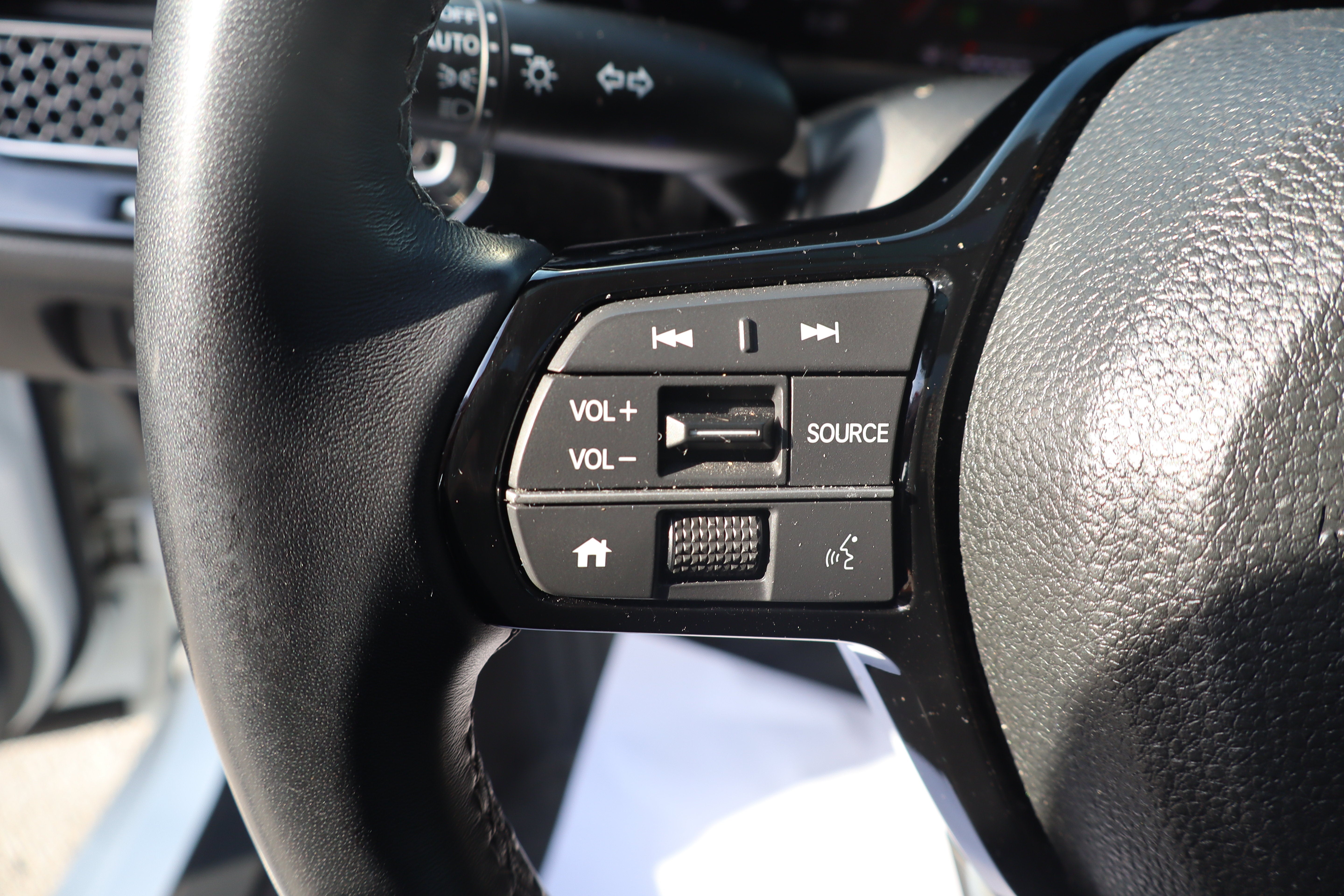 2024 Honda Civic Hatchback EX-L