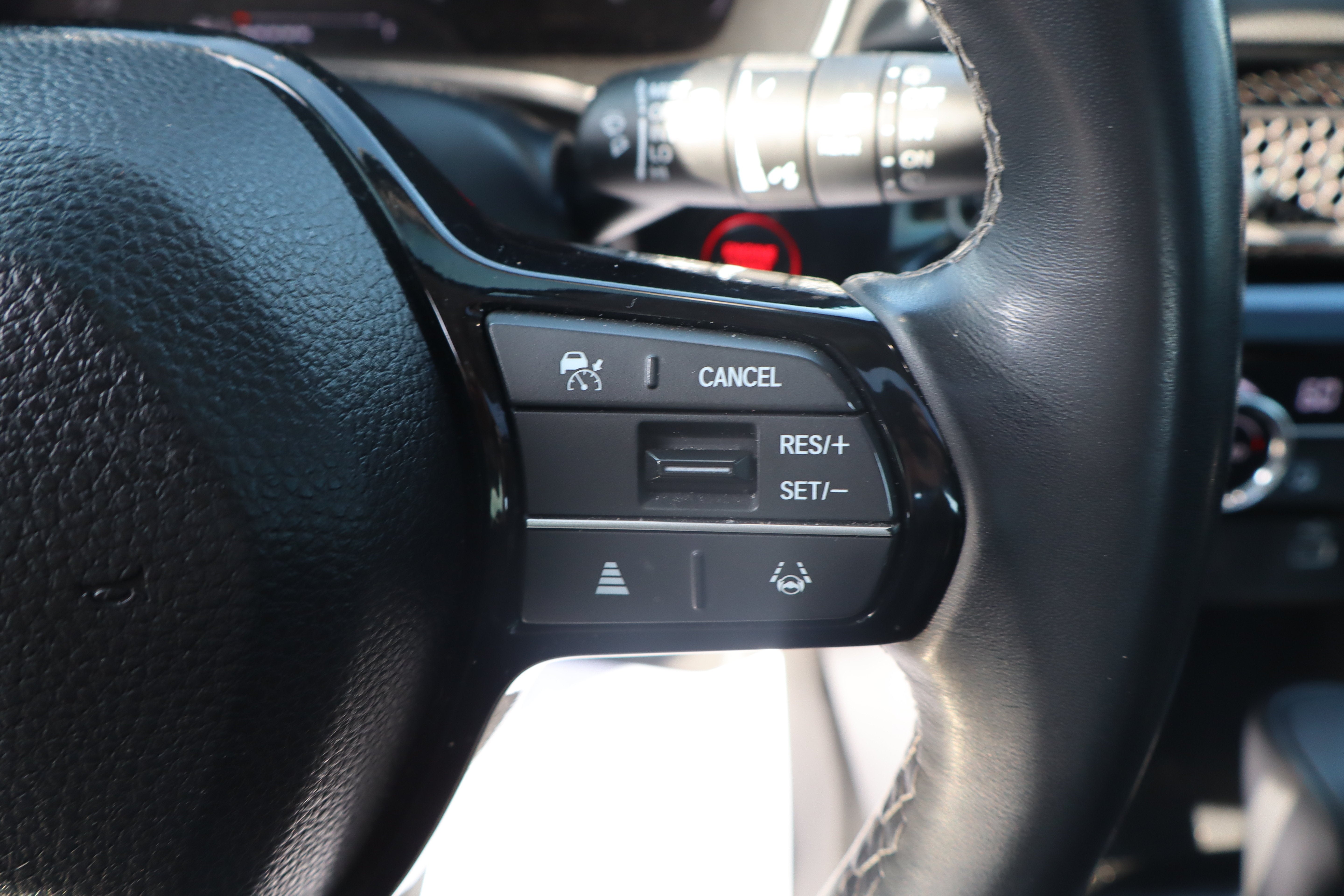 2024 Honda Civic Hatchback EX-L