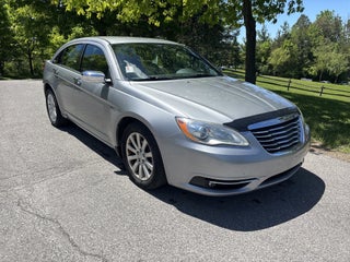 2014 Chrysler 200 Limited