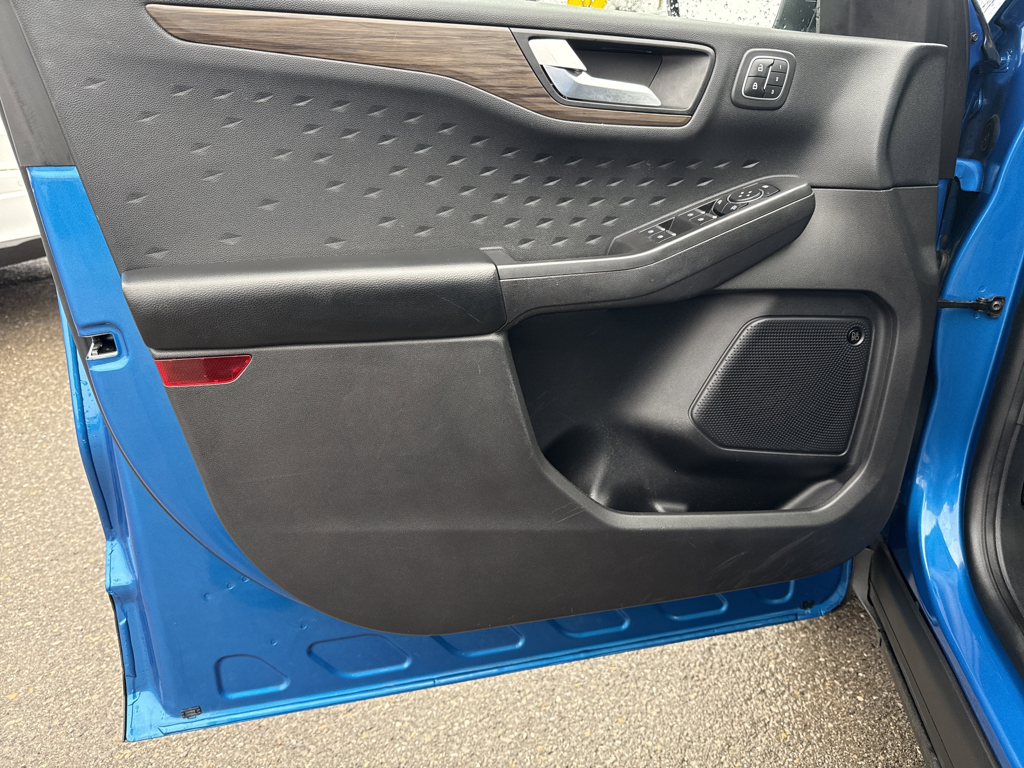 2020 Ford Escape Titanium Hybrid