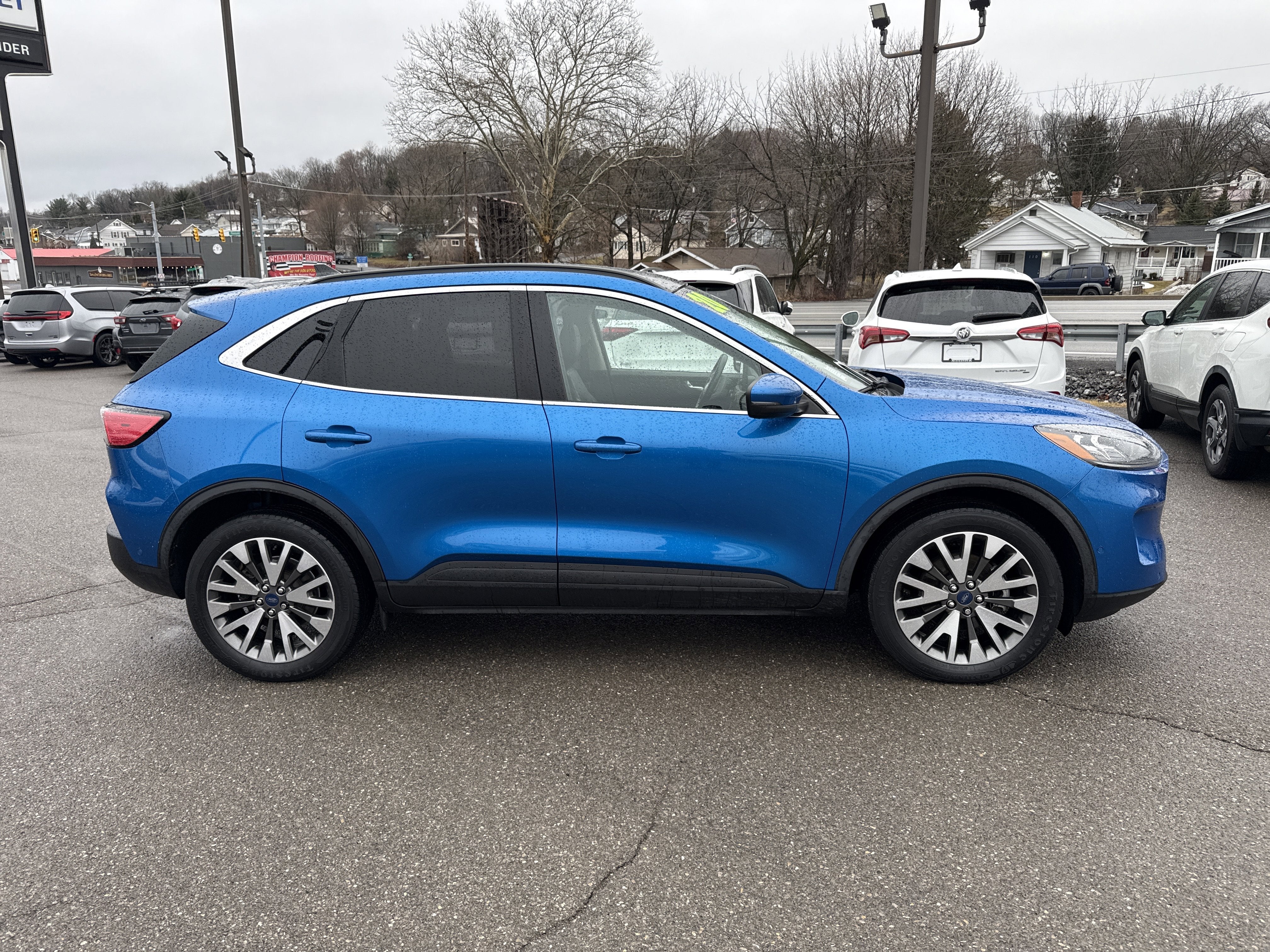 2020 Ford Escape Titanium Hybrid