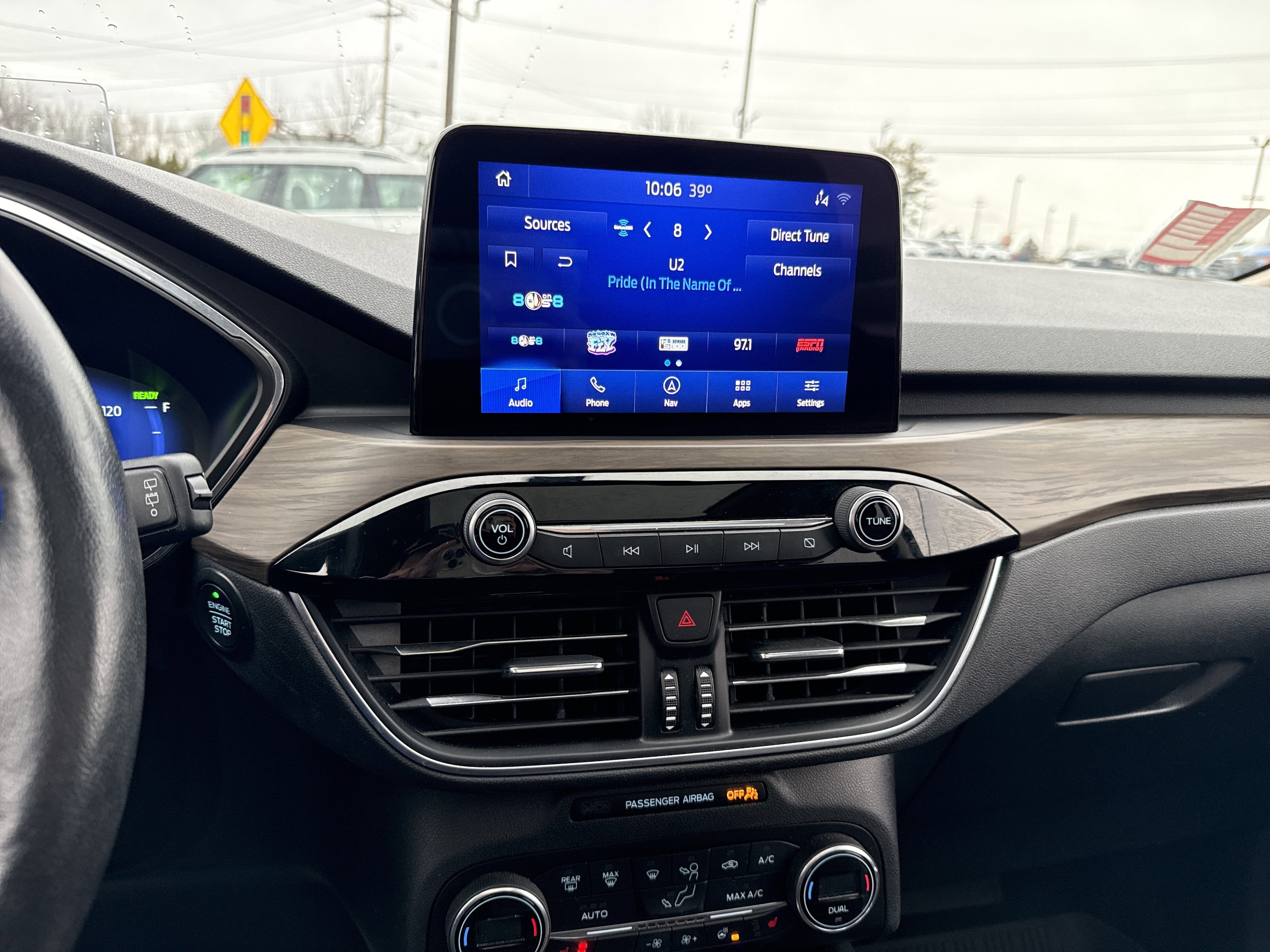 2020 Ford Escape Titanium Hybrid