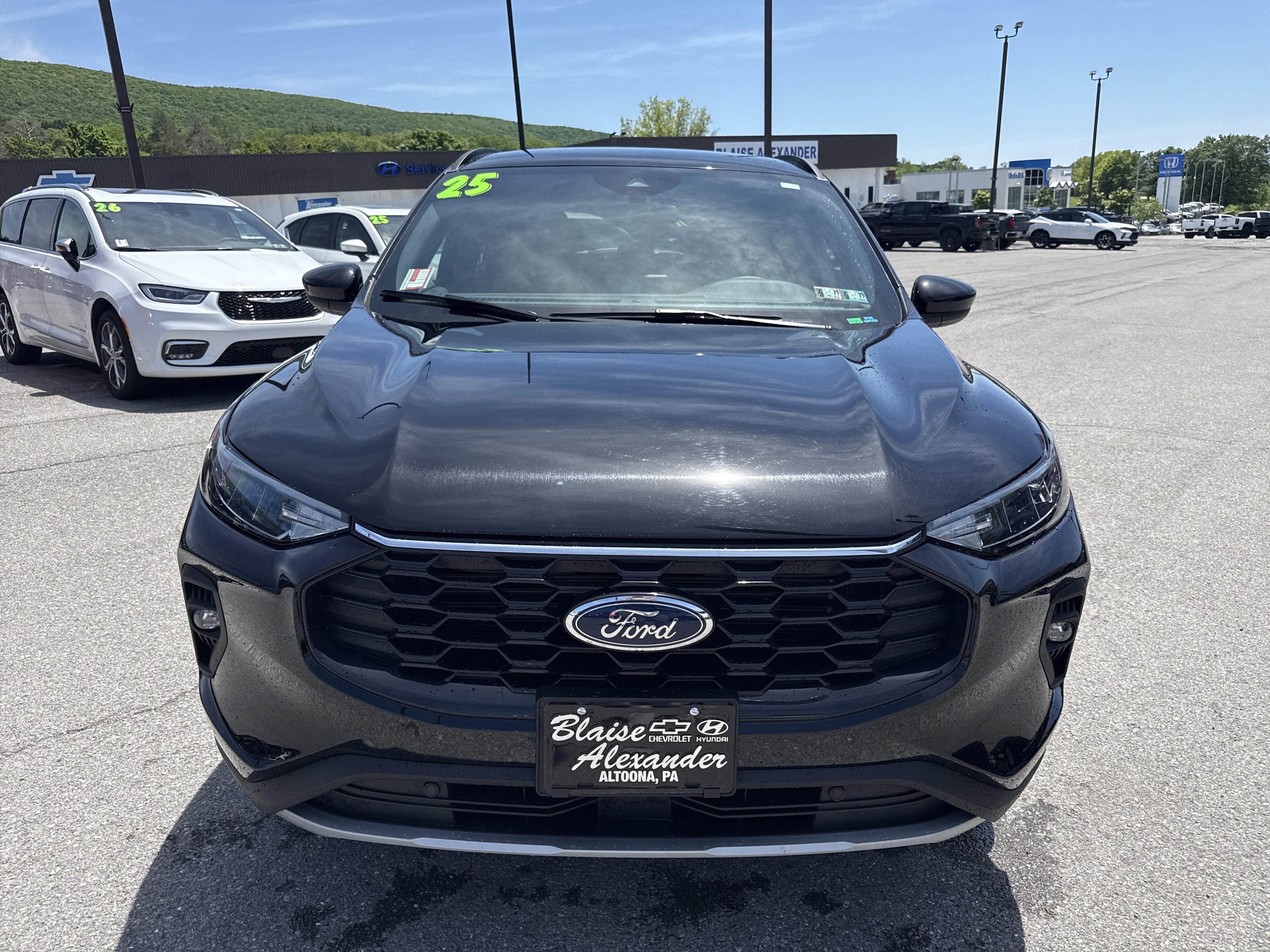 2025 Ford Escape ST-Line Select