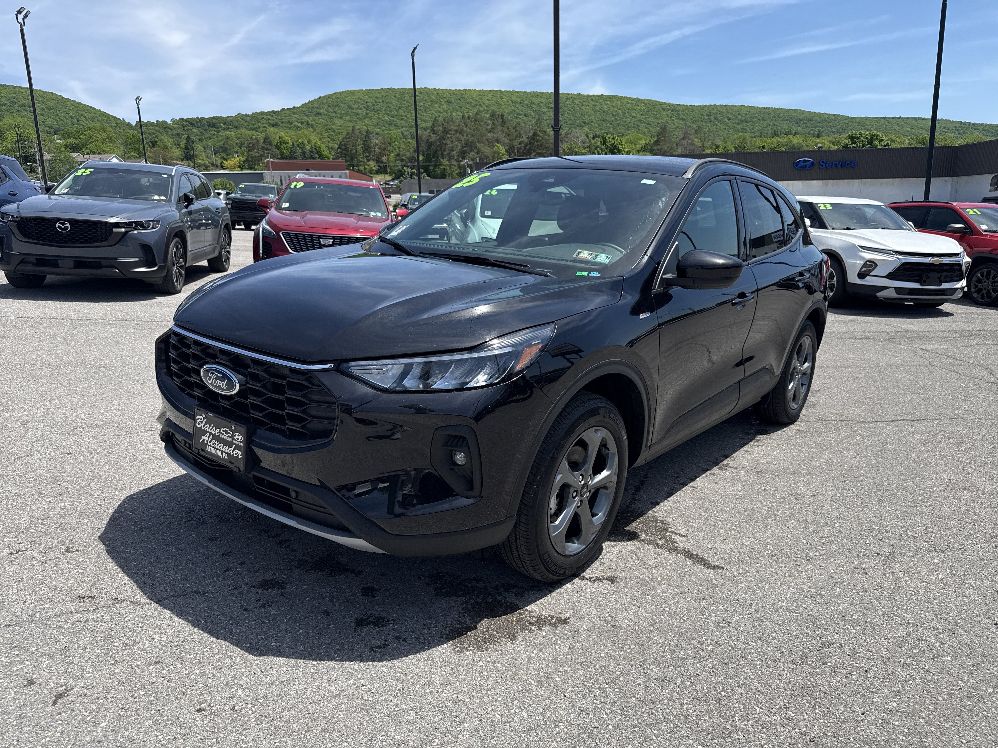 2025 Ford Escape ST-Line Select