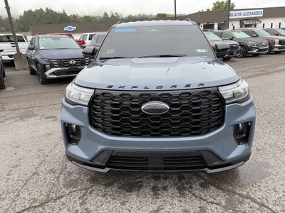 2025 Ford Explorer ST-Line