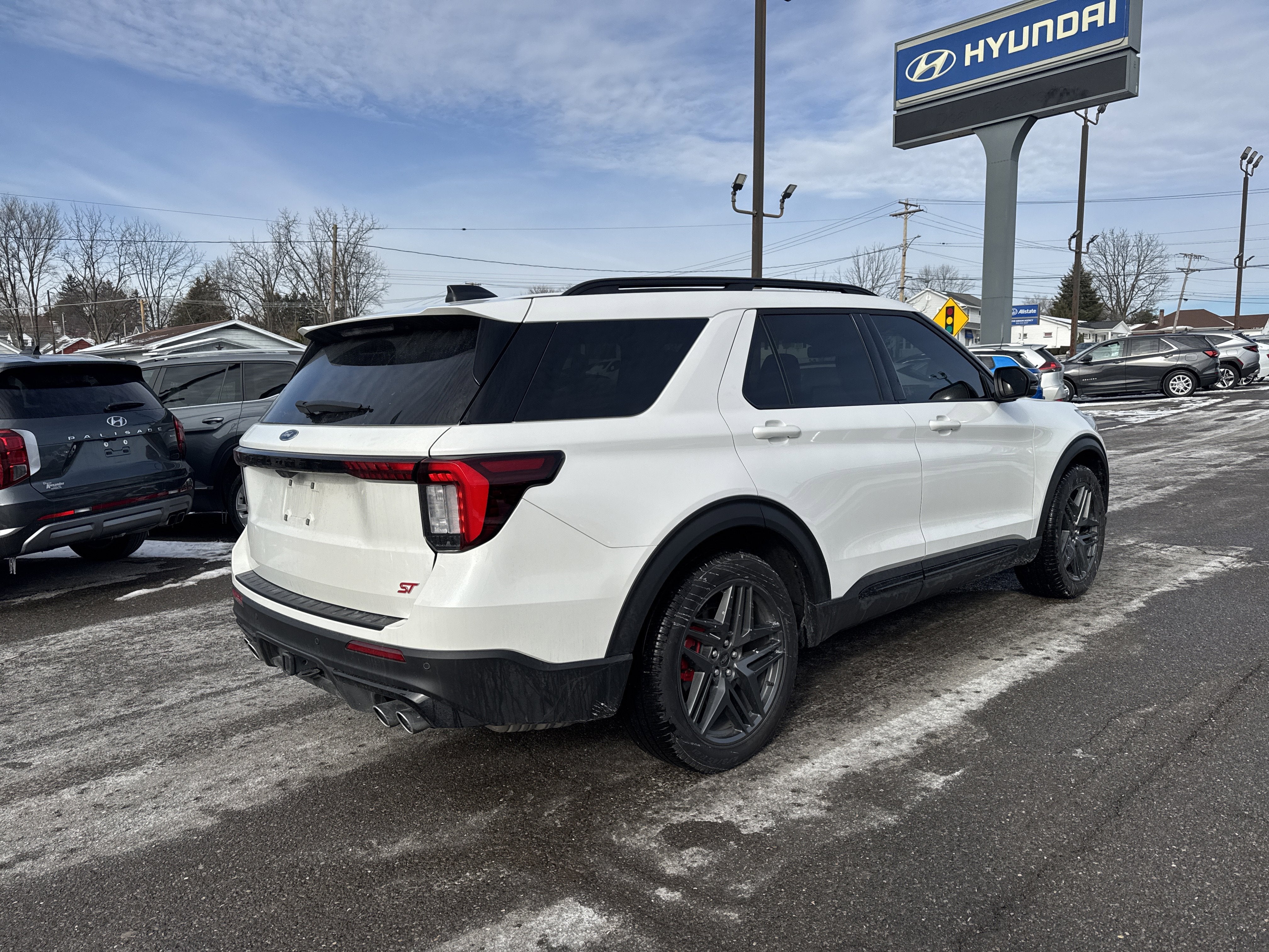 2025 Ford Explorer ST