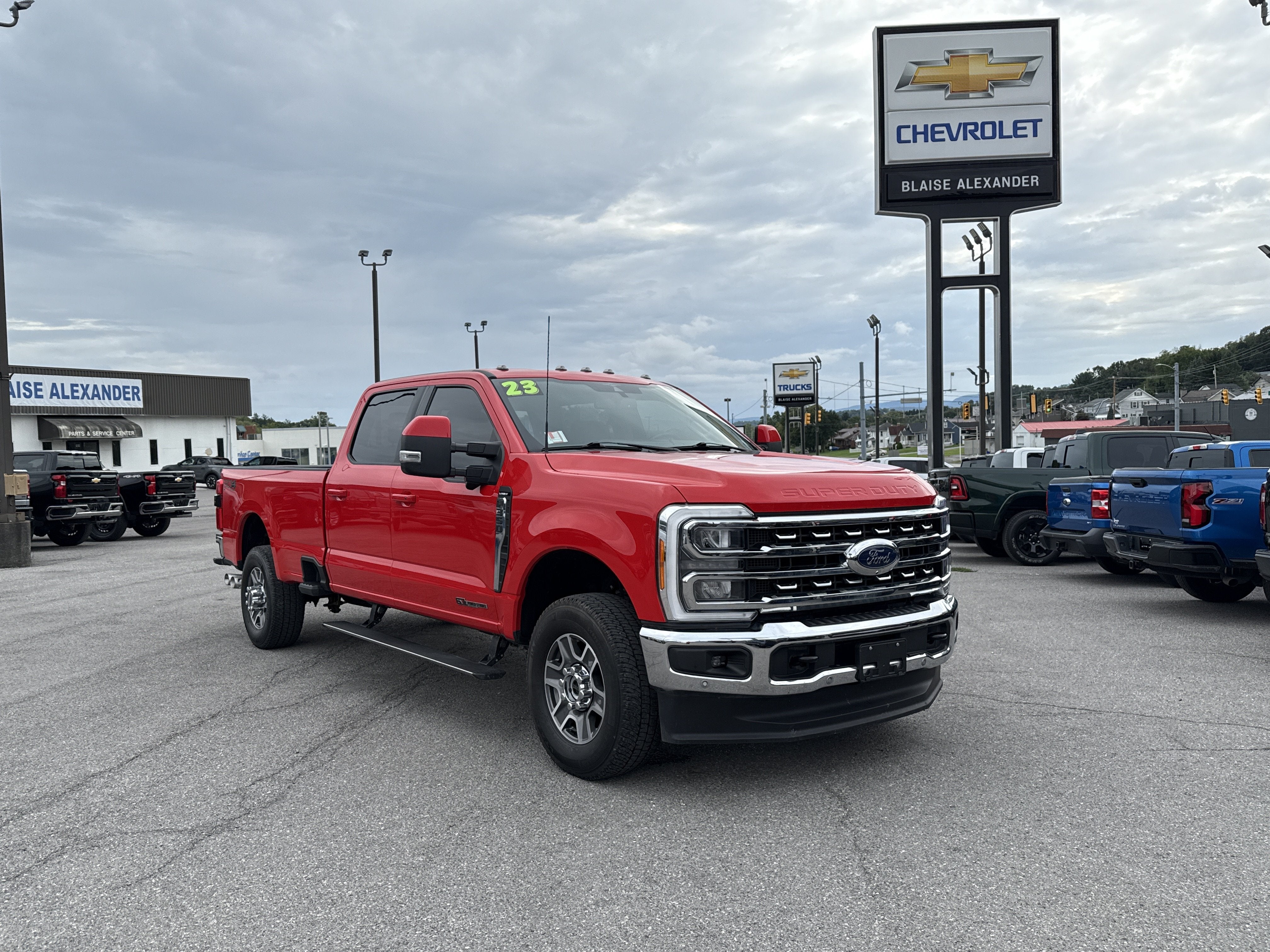 2023 Ford Super Duty F-350 SRW LARIAT