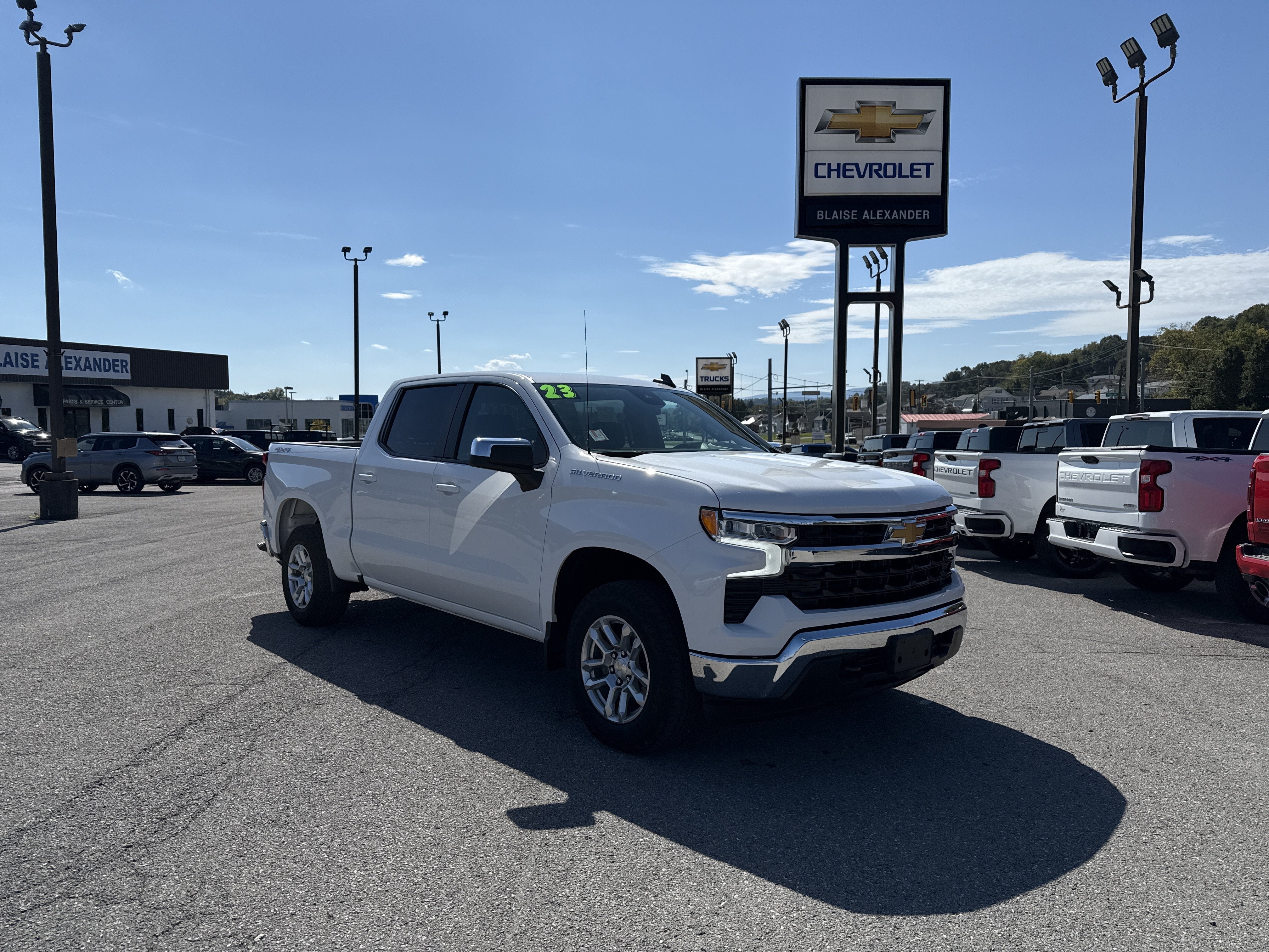 2023 Chevrolet Silverado 1500 LT