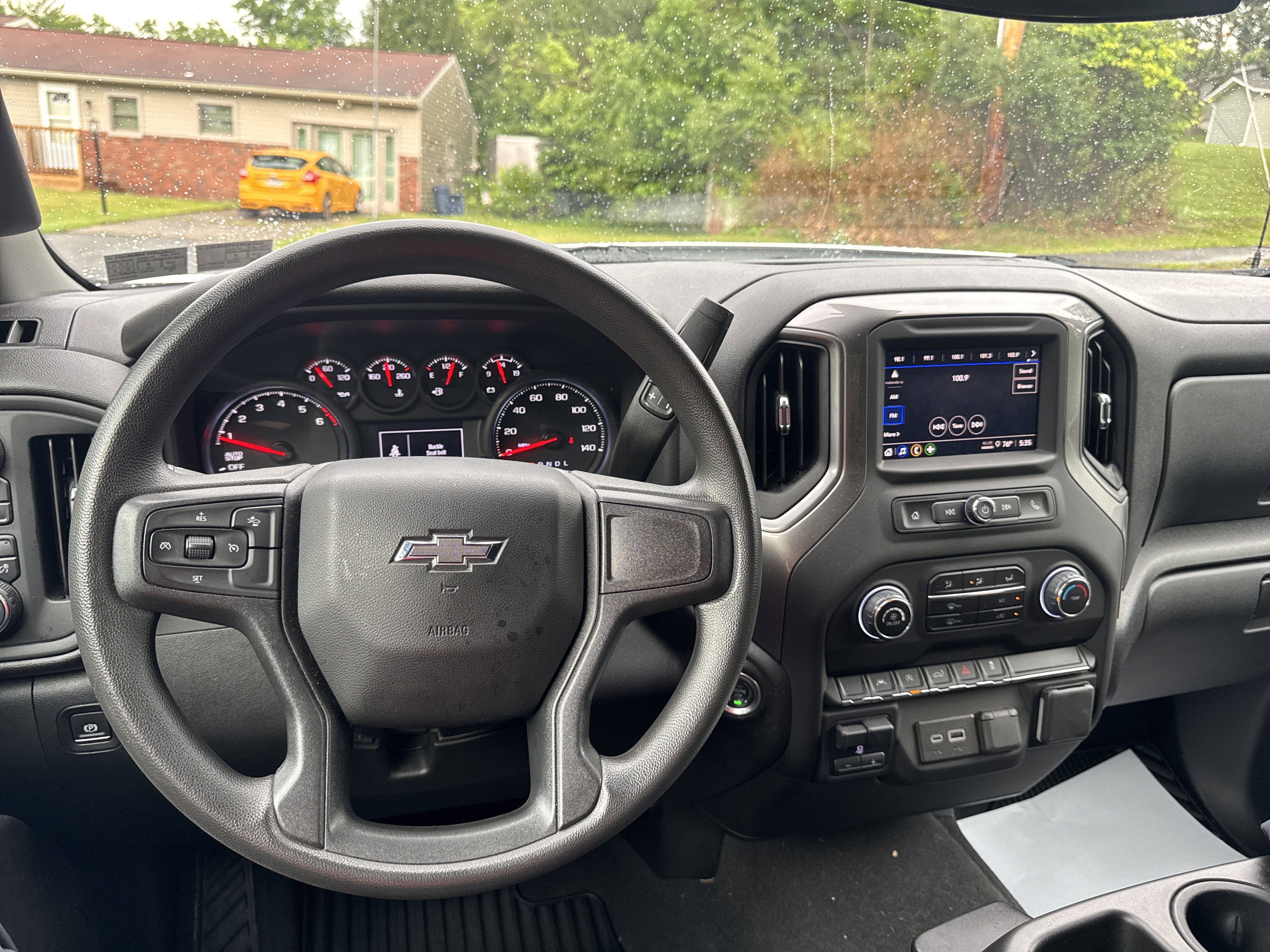 2025 Chevrolet Silverado 1500 Custom
