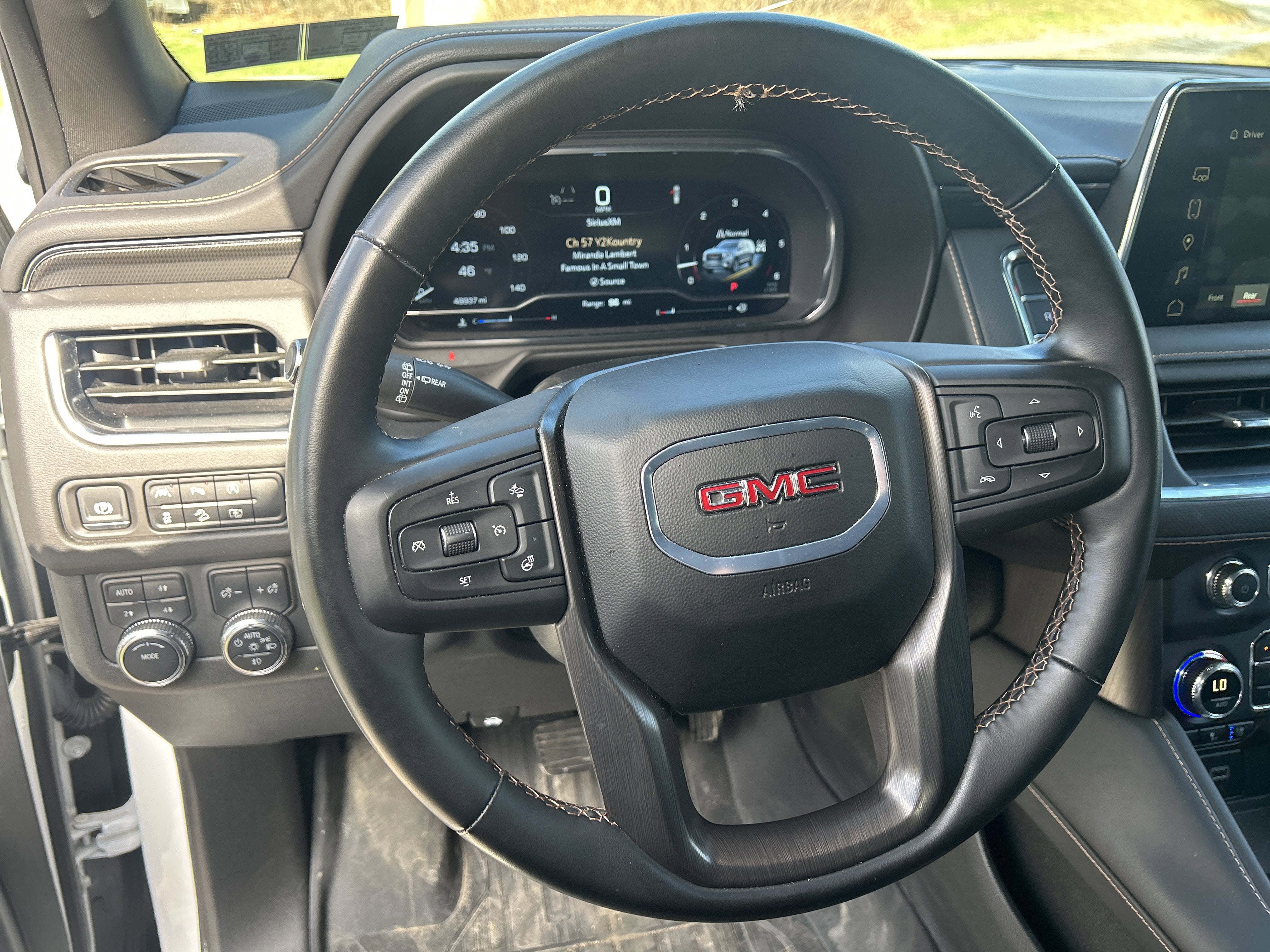 2024 GMC Yukon AT4