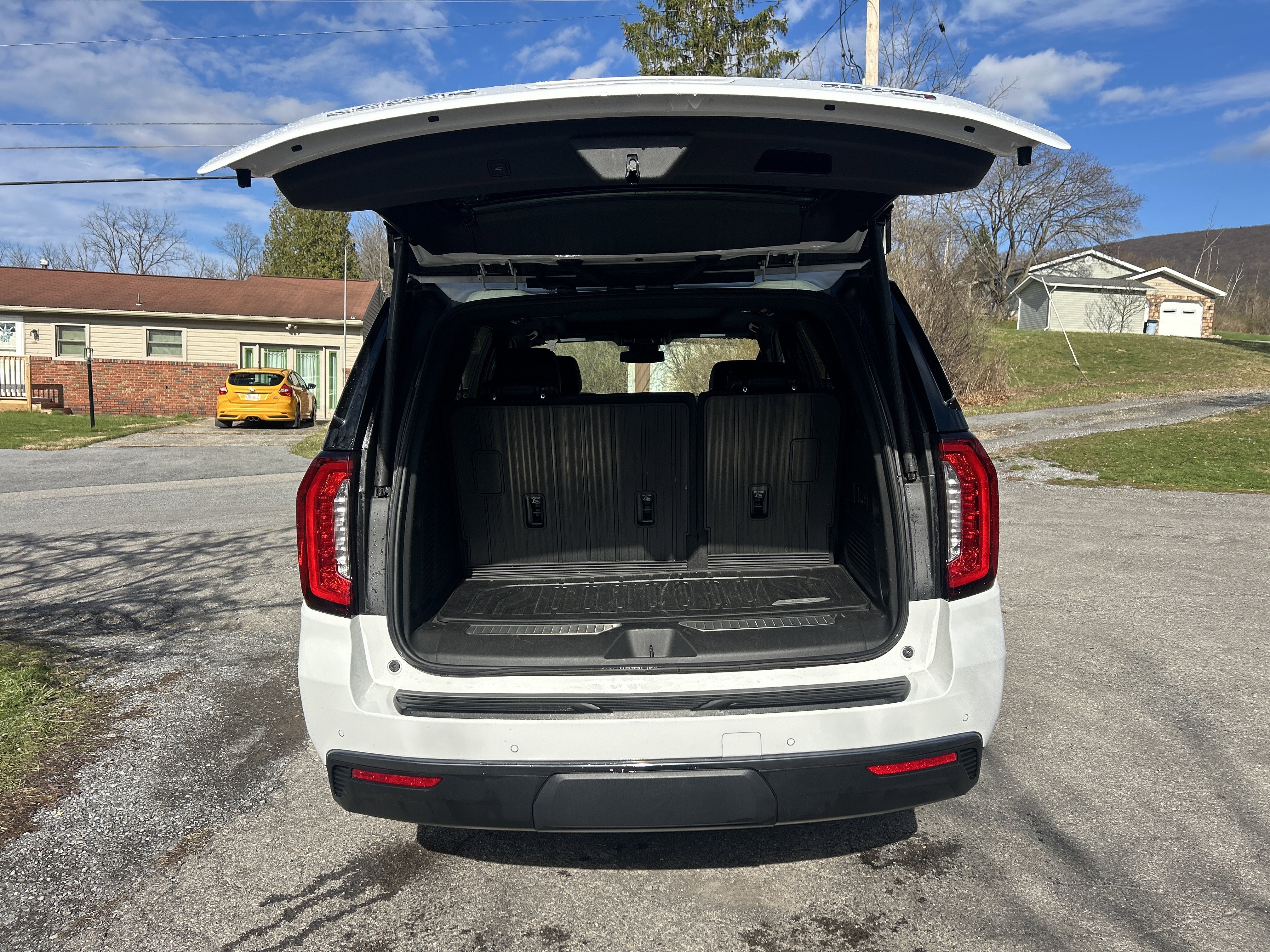 2024 GMC Yukon AT4