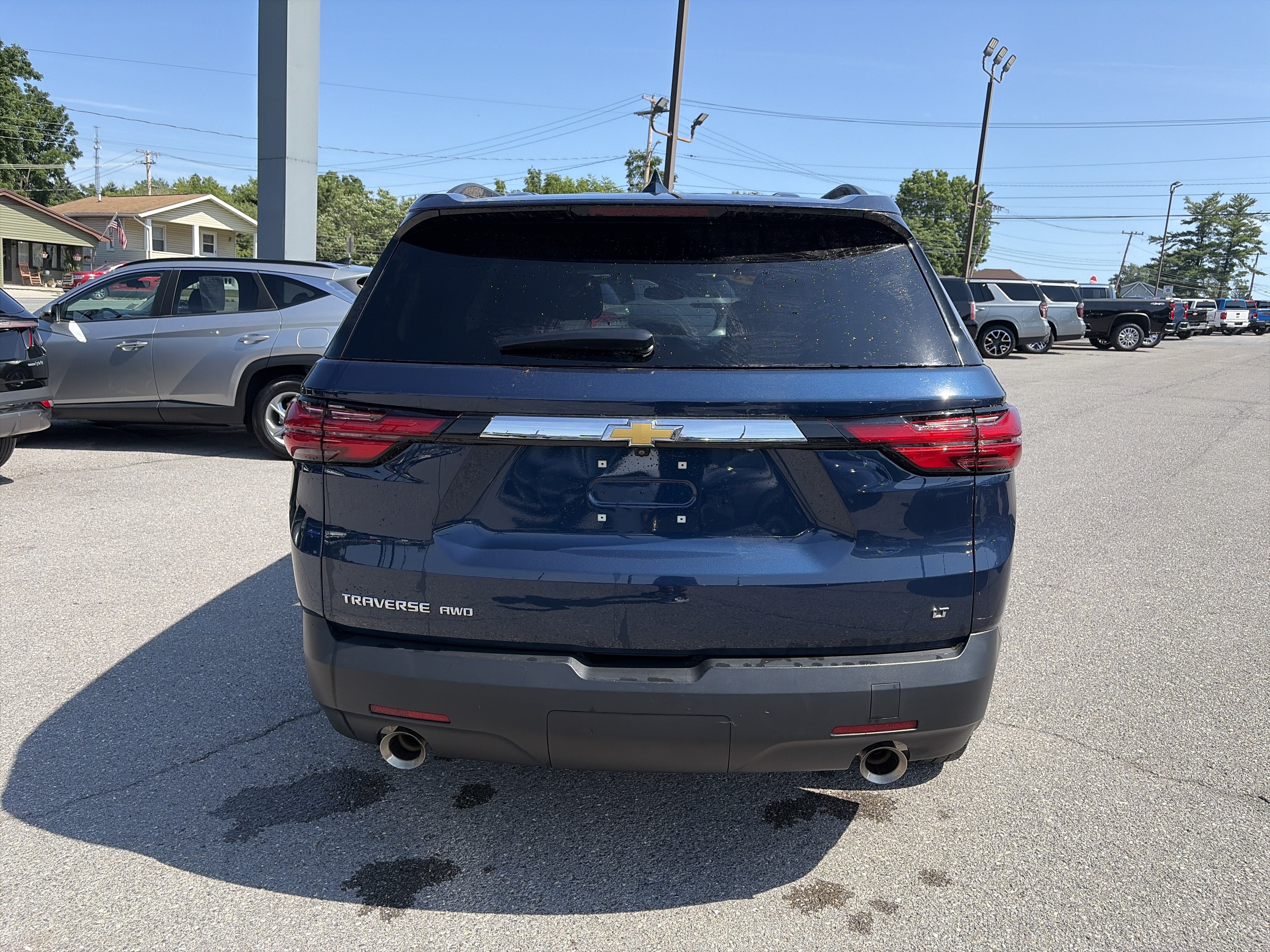 2023 Chevrolet Traverse LT Cloth