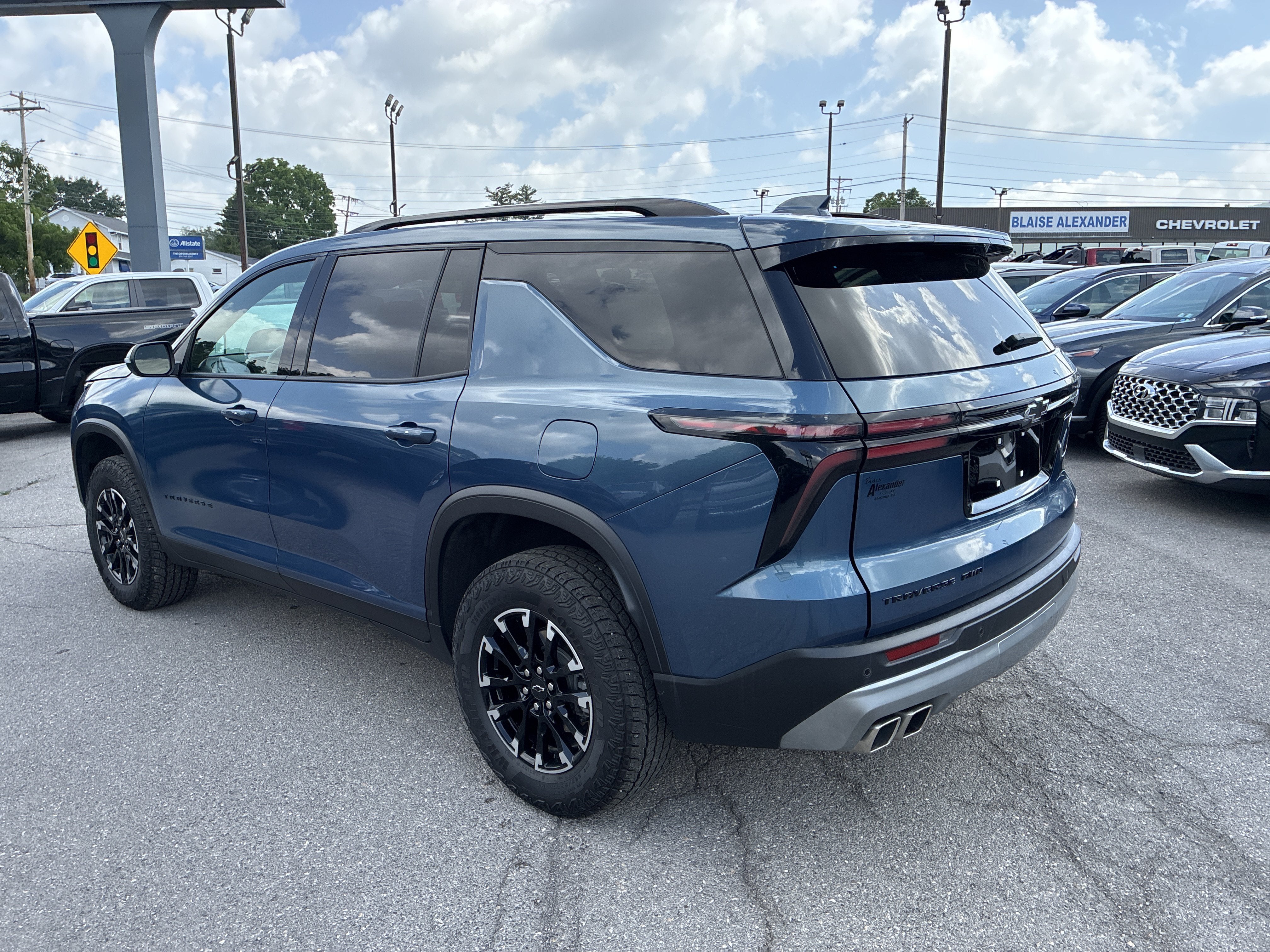 2025 Chevrolet Traverse AWD Z71