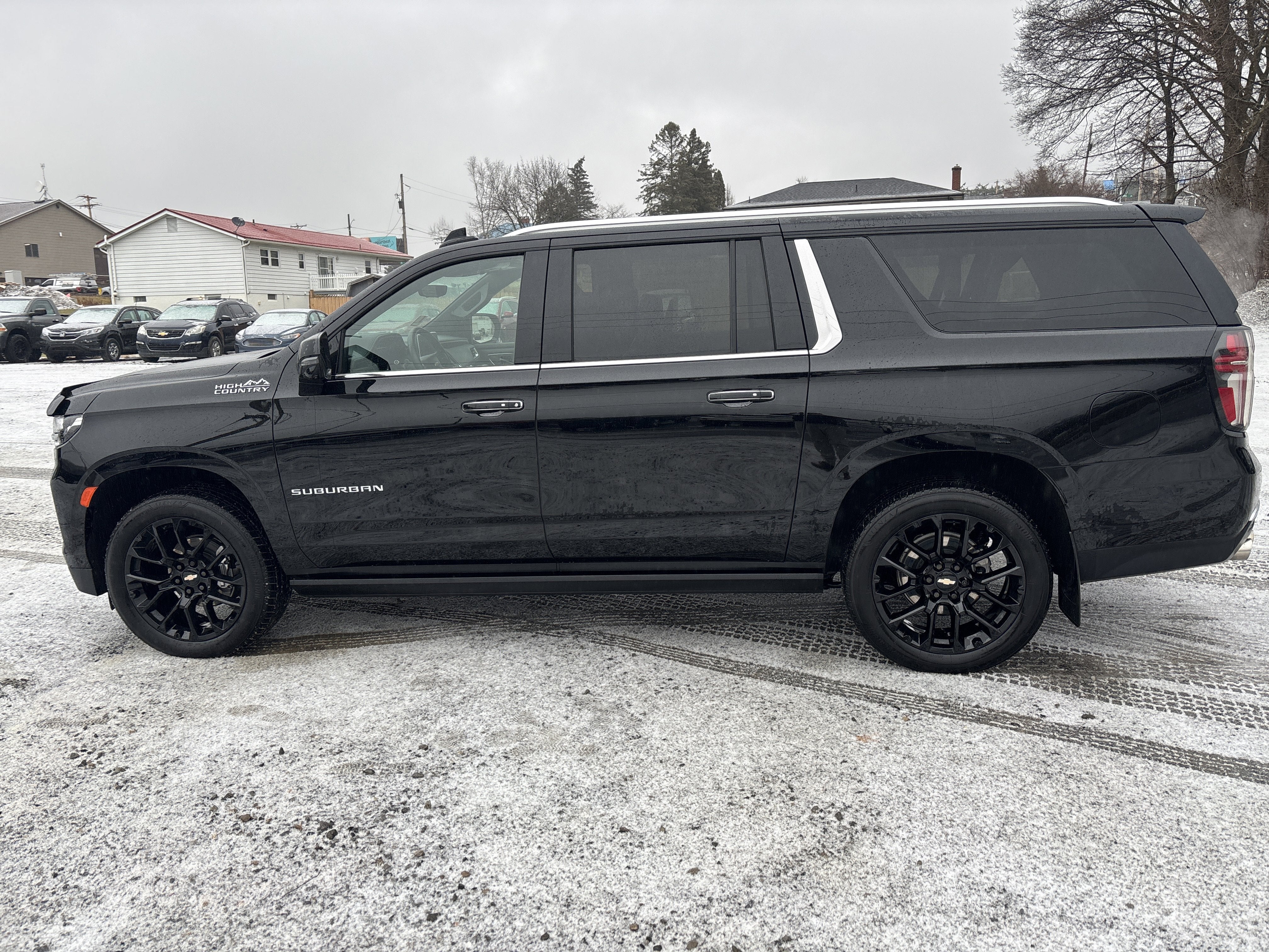 2023 Chevrolet Suburban High Country