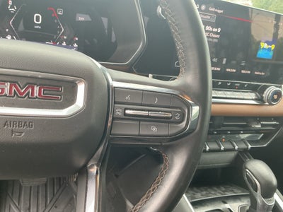 2023 GMC Canyon 4WD AT4