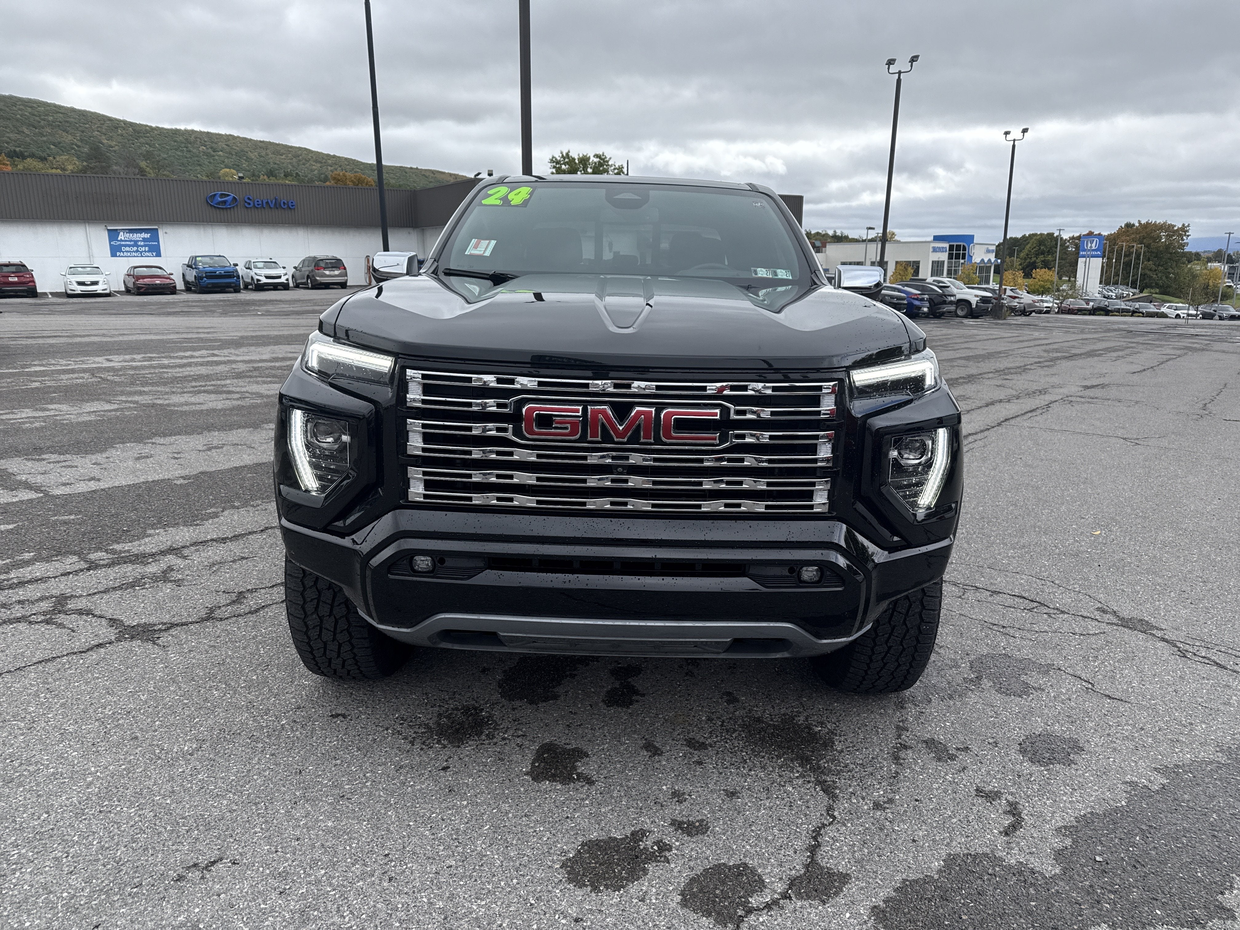 2024 GMC Canyon 4WD Denali