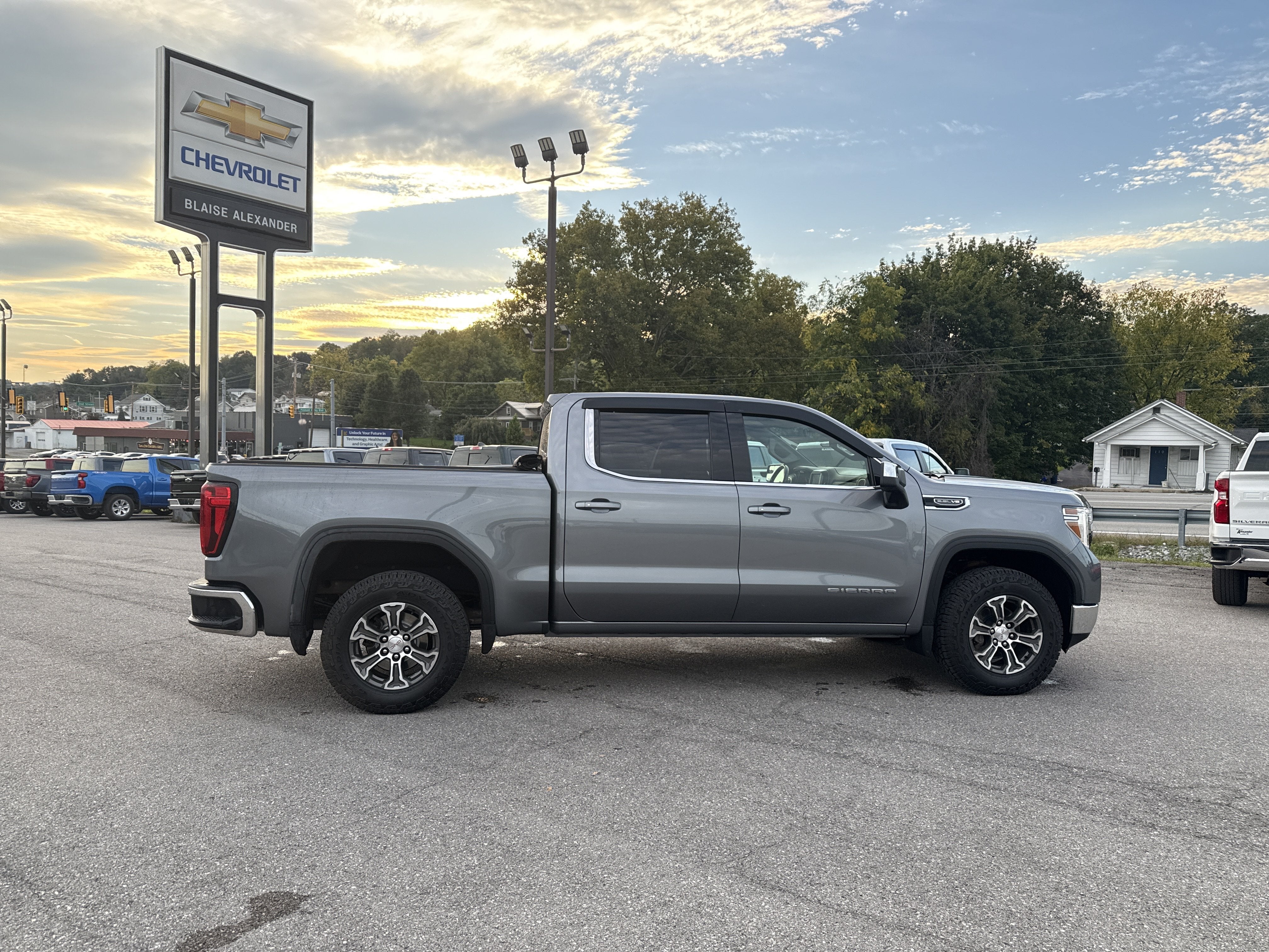2022 GMC Sierra 1500 Limited SLE