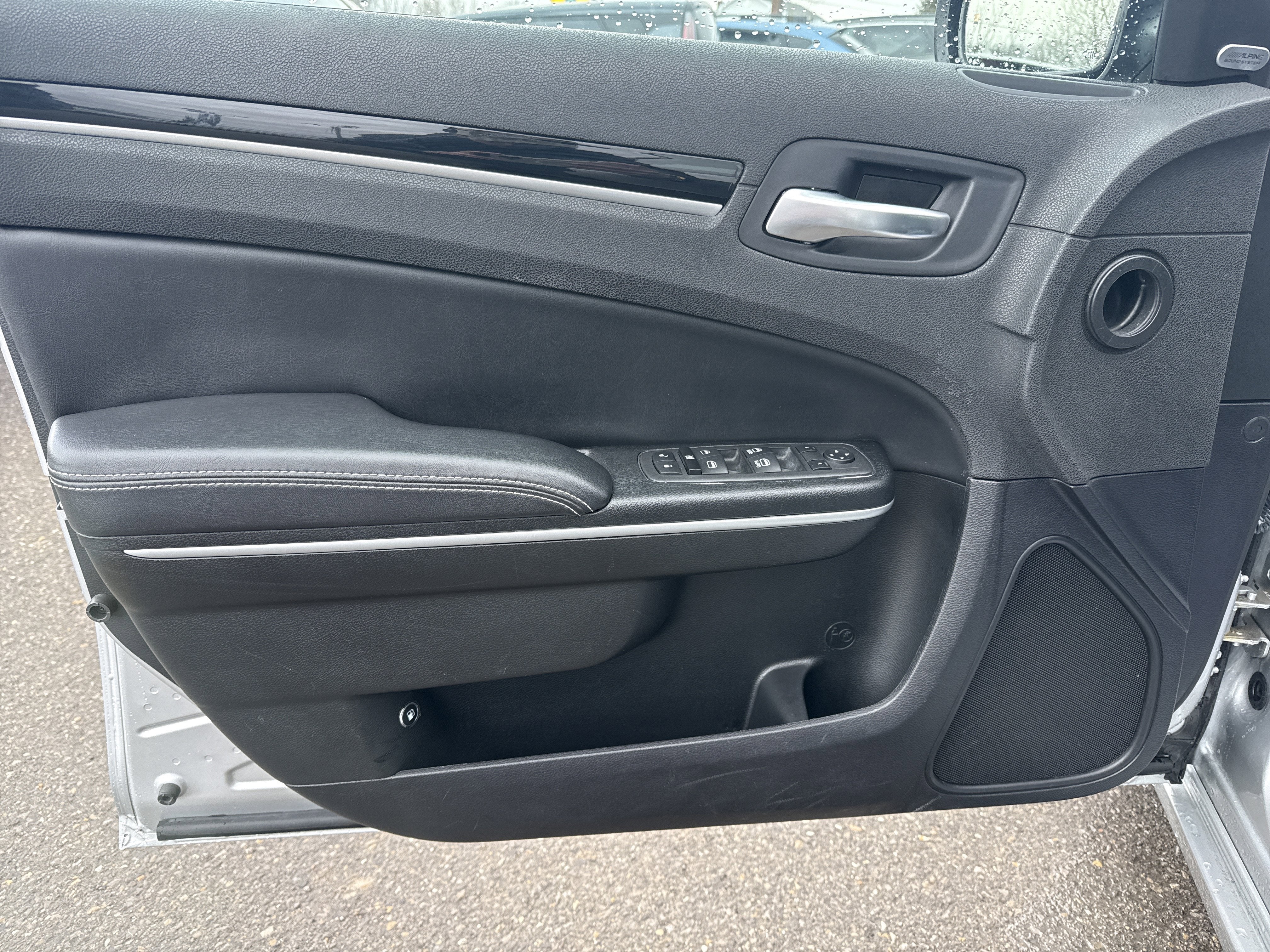 2023 Chrysler 300 300S