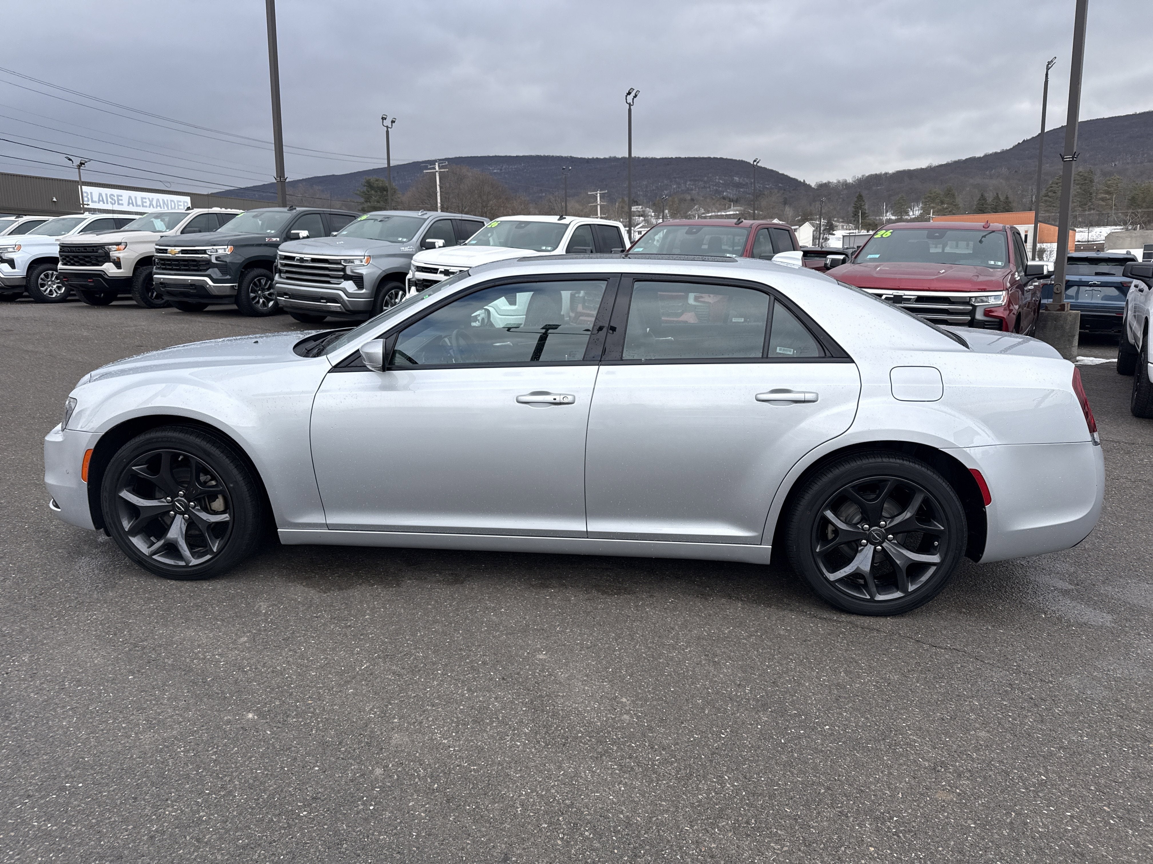 2023 Chrysler 300 300S
