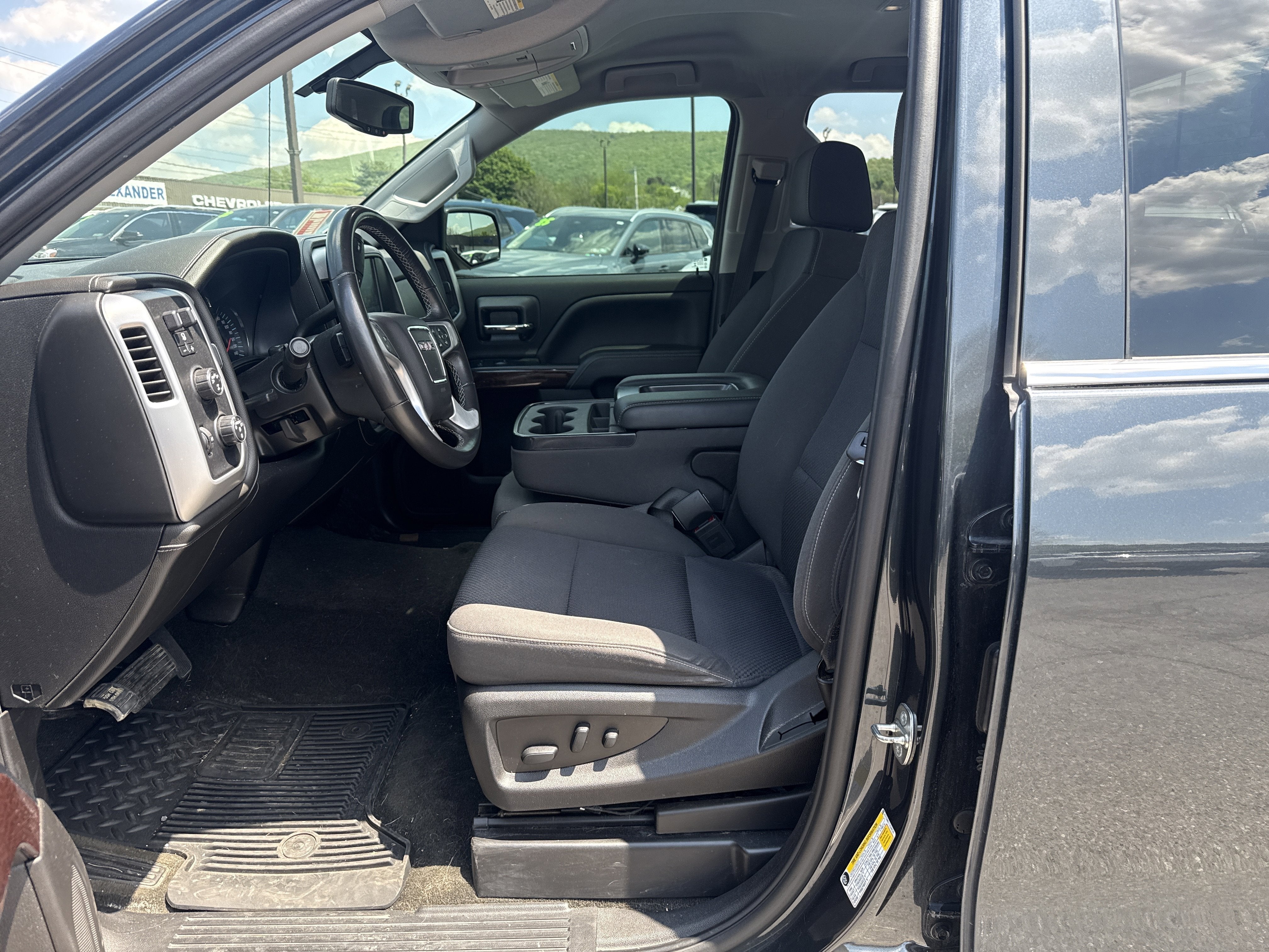 2018 GMC Sierra 1500 SLE