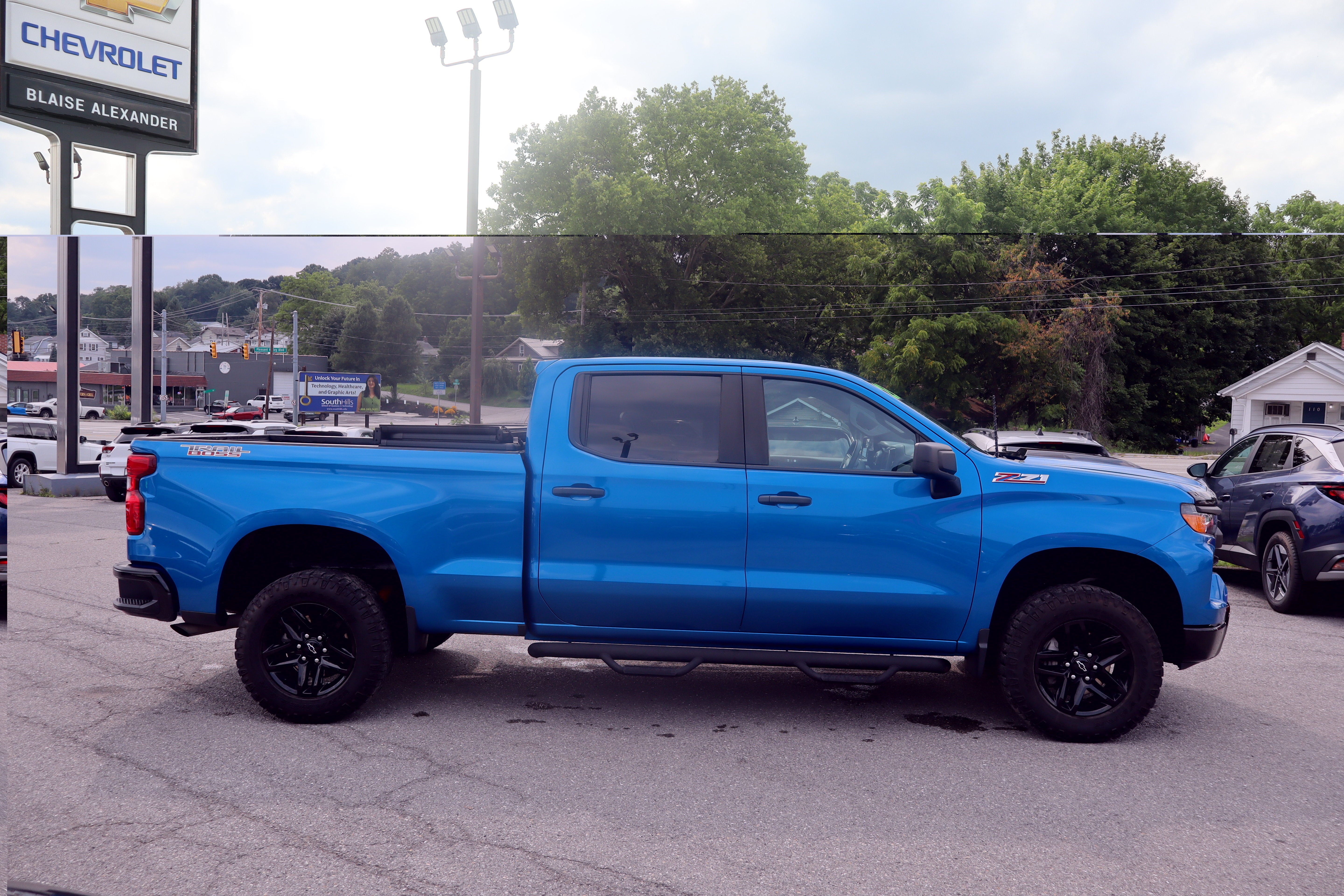 2023 Chevrolet Silverado 1500 Custom Trail Boss