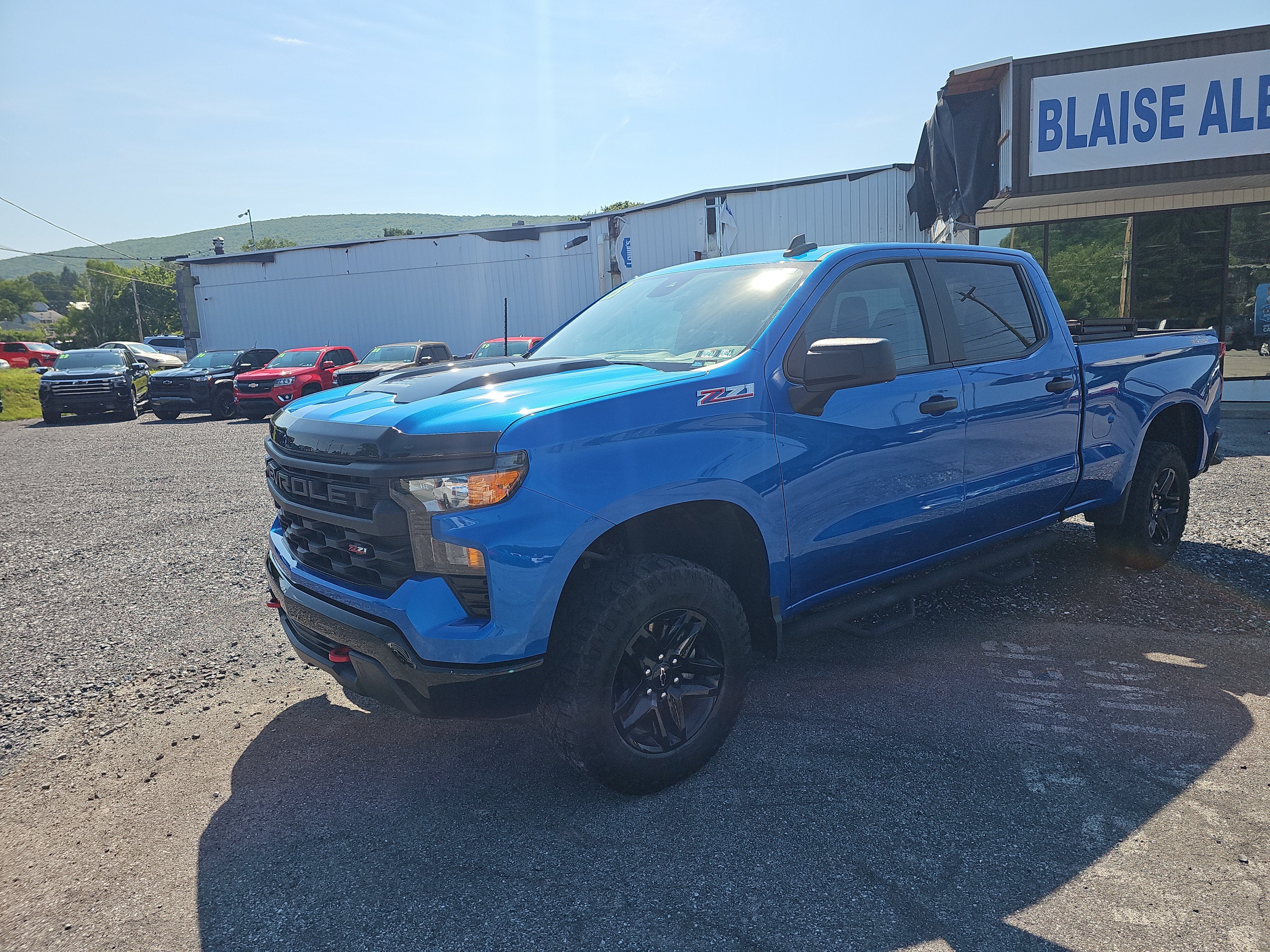 2023 Chevrolet Silverado 1500 Custom Trail Boss
