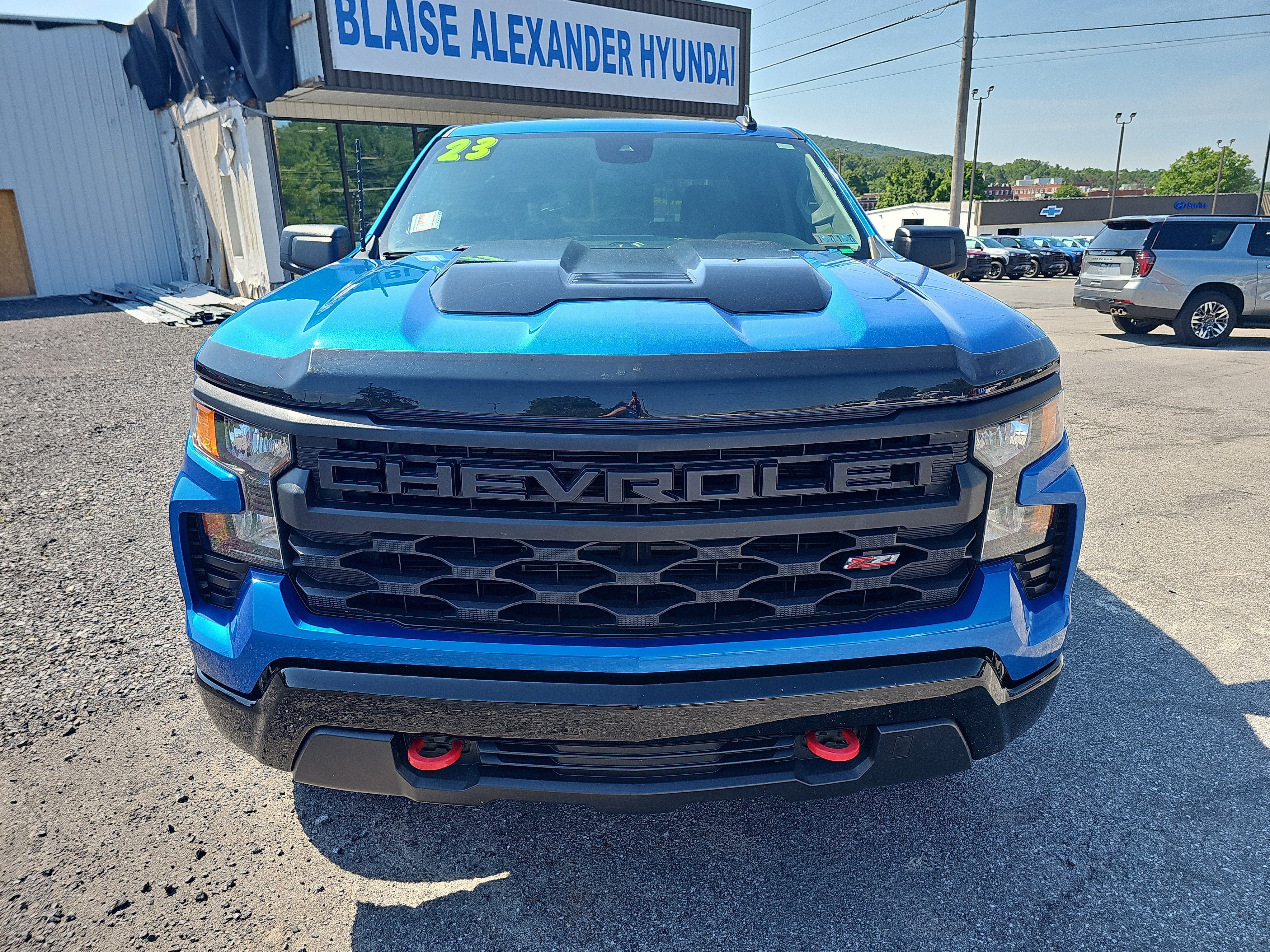 2023 Chevrolet Silverado 1500 Custom Trail Boss