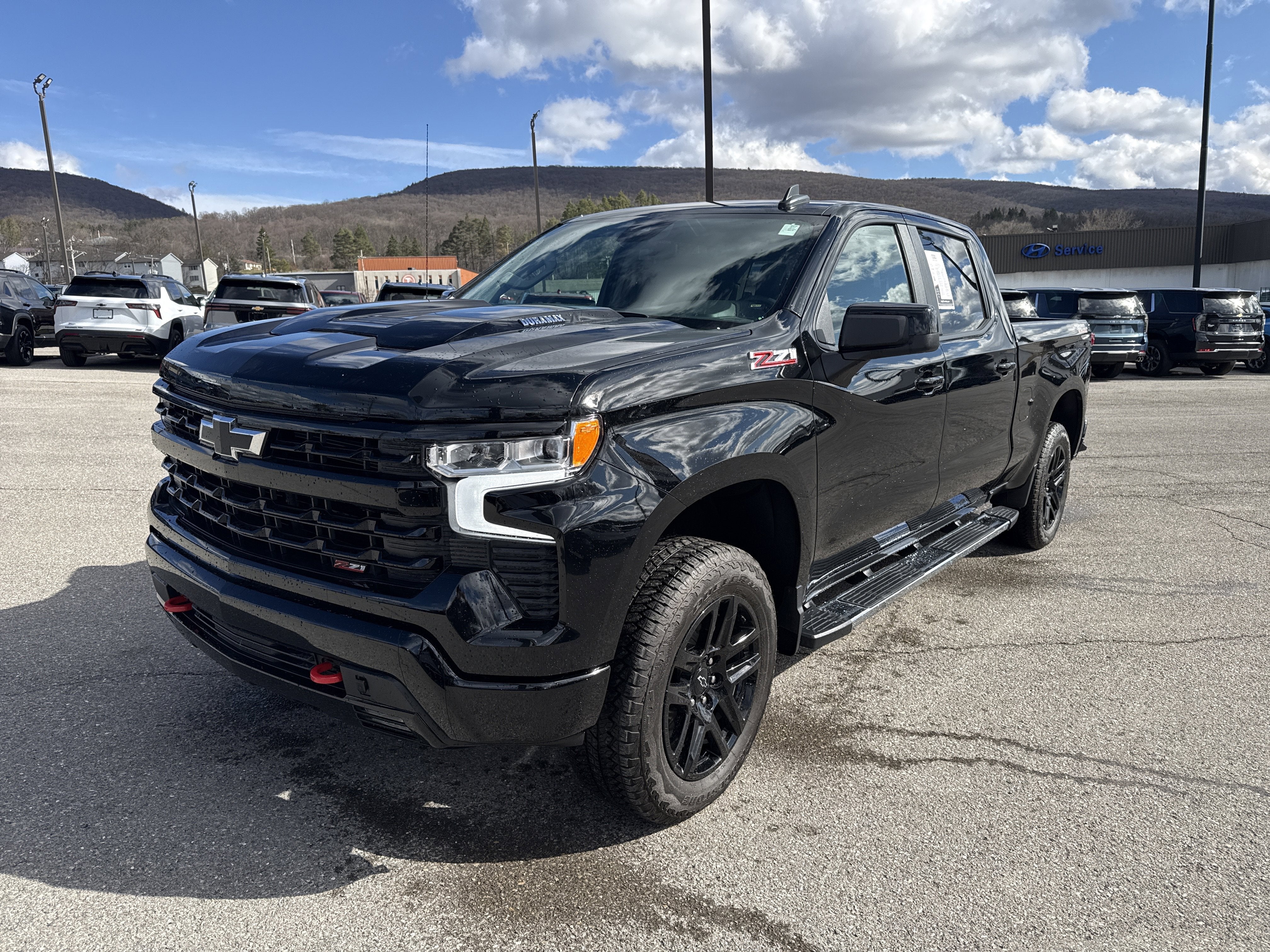 2025 Chevrolet Silverado 1500 LT Trail Boss