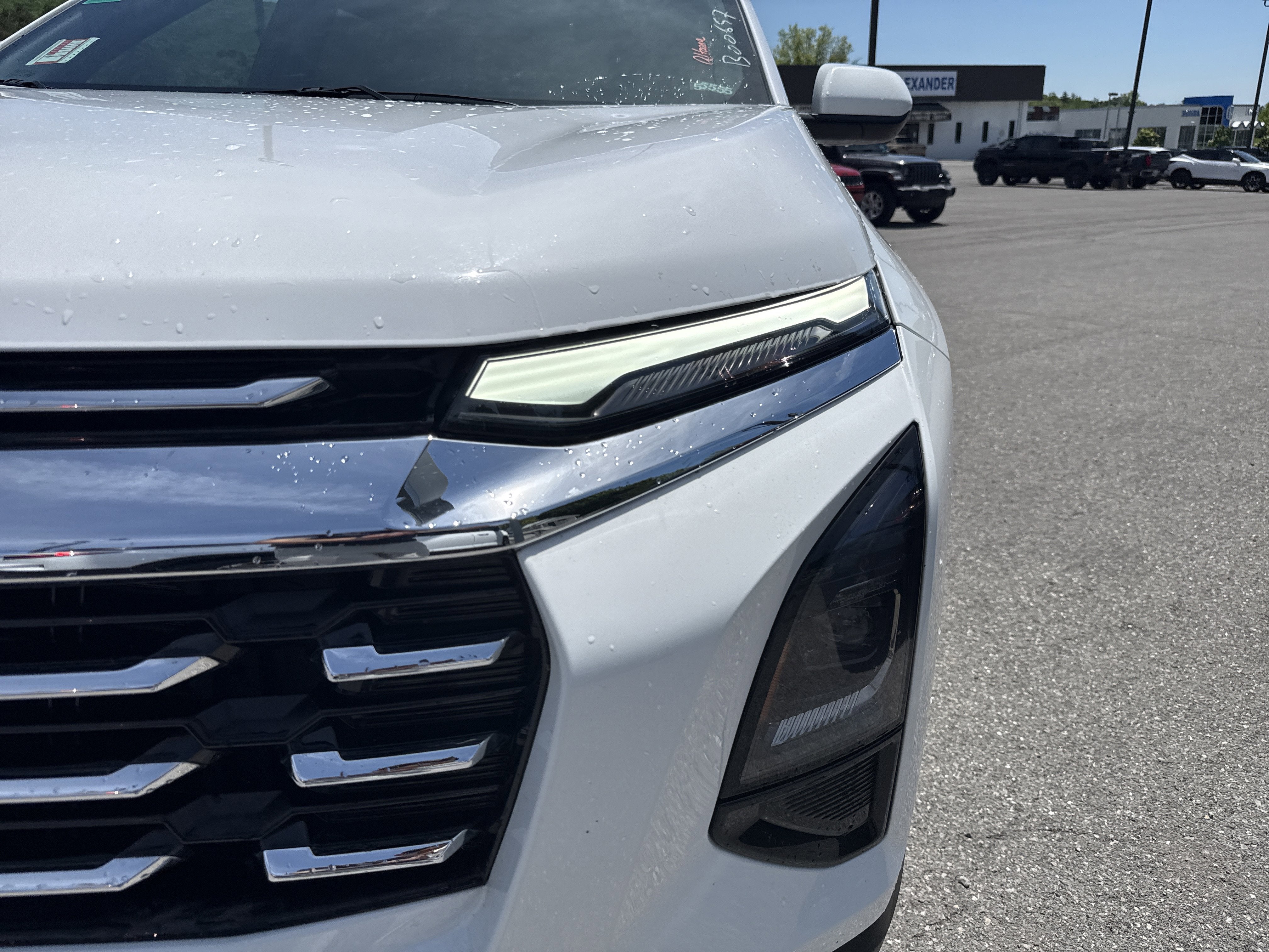 2025 Chevrolet Equinox AWD LT