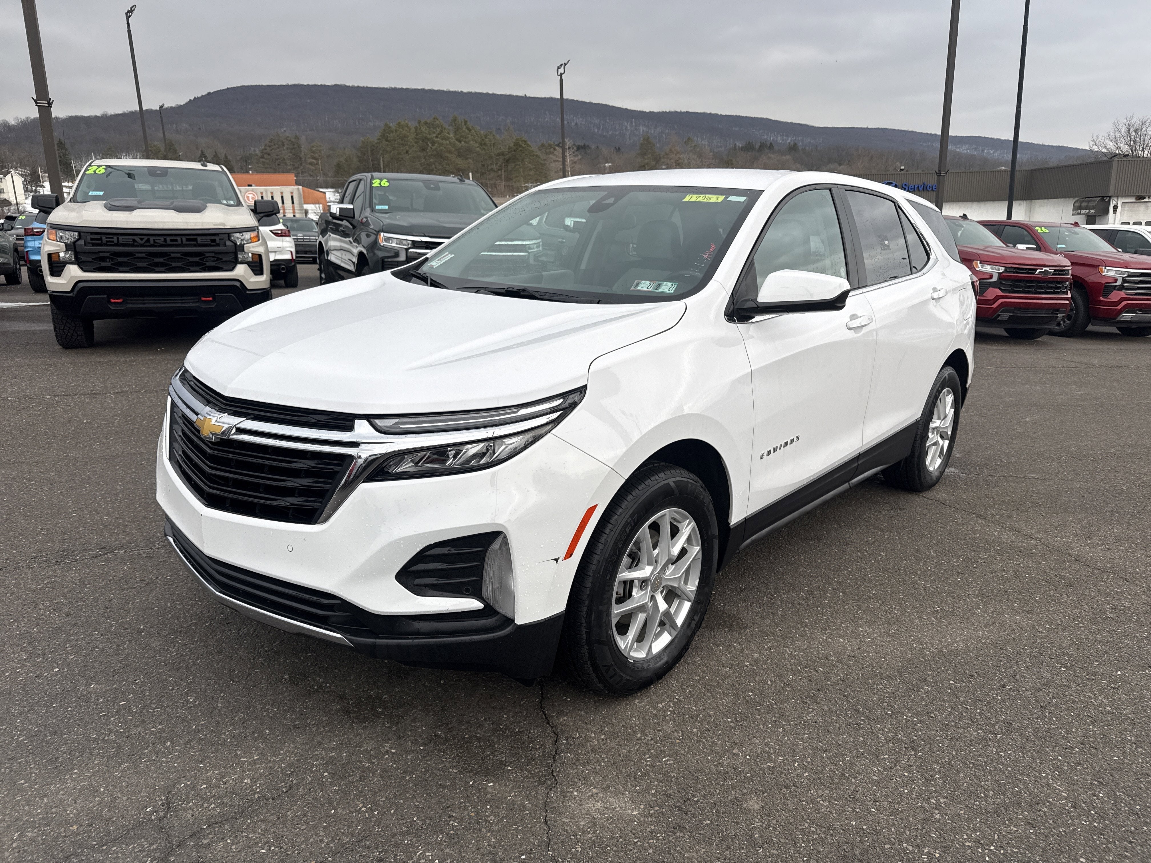2024 Chevrolet Equinox LT
