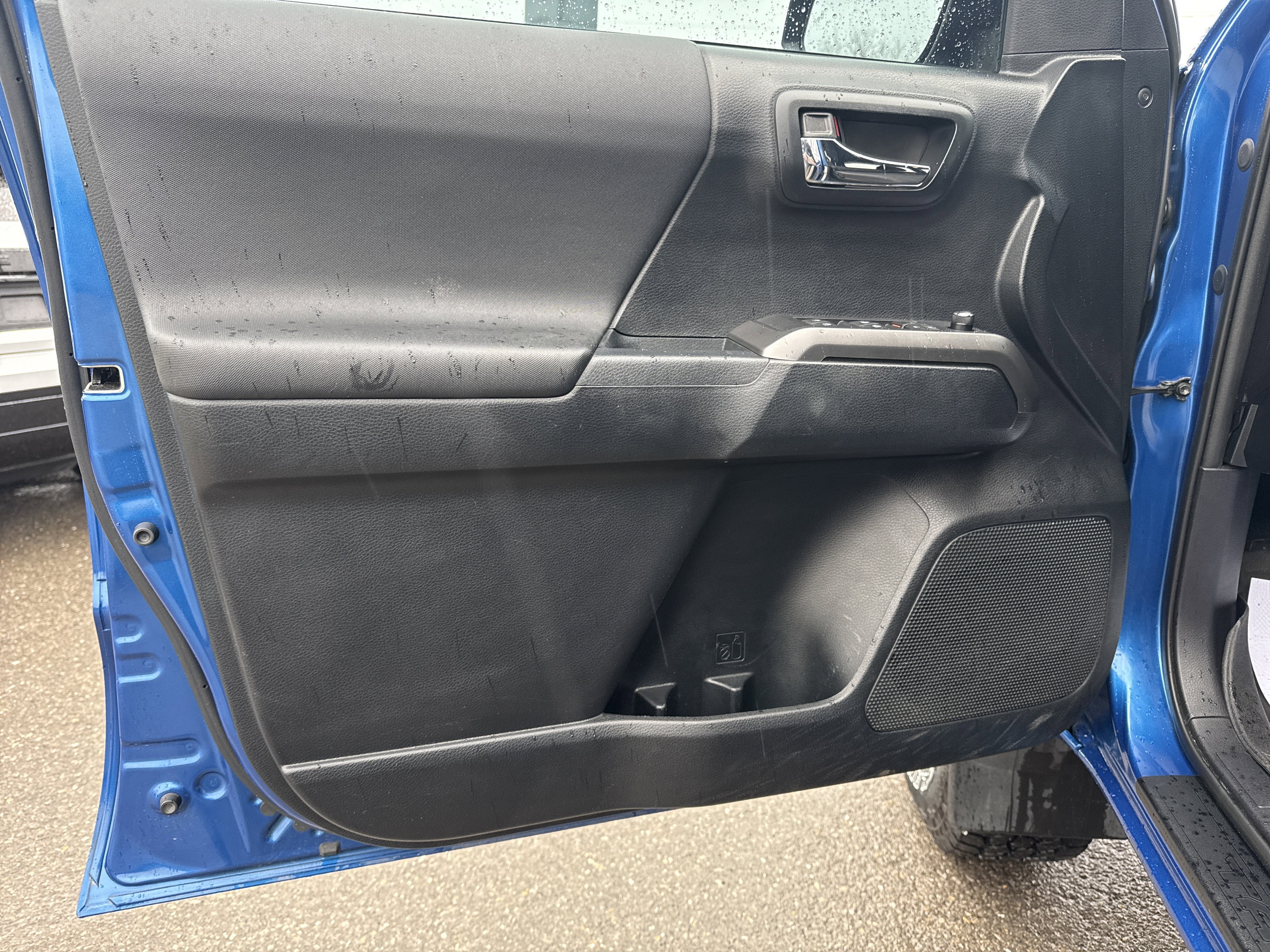 2016 Toyota Tacoma TRD Sport