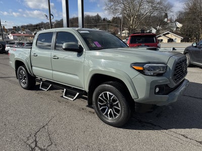 2022 Toyota Tacoma 4WD TRD Sport