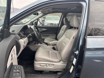 2022 Honda Pilot Touring 7-Passenger