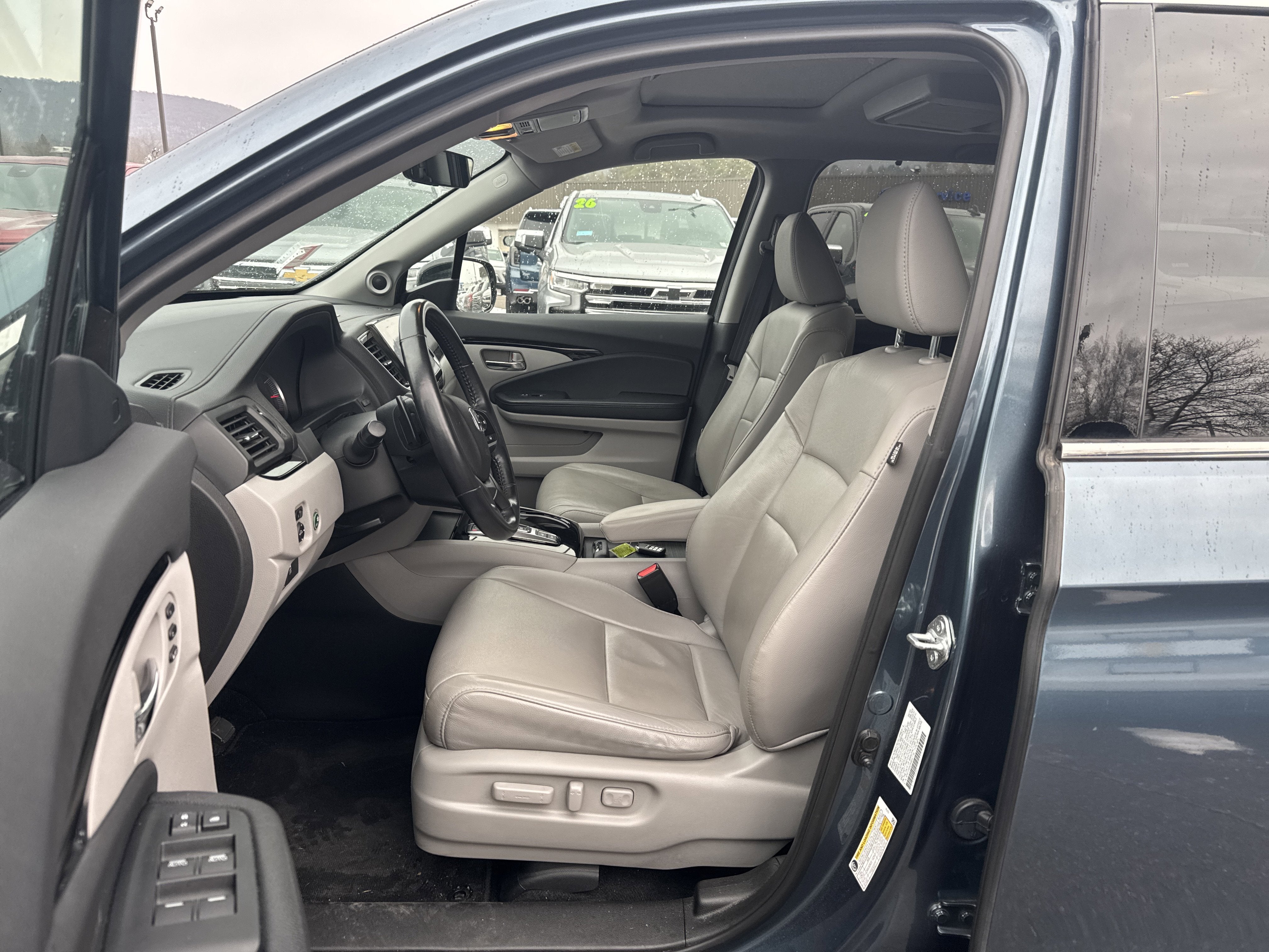 2022 Honda Pilot Touring 7-Passenger