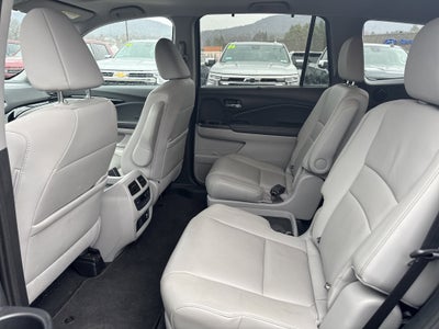 2022 Honda Pilot Touring 7-Passenger