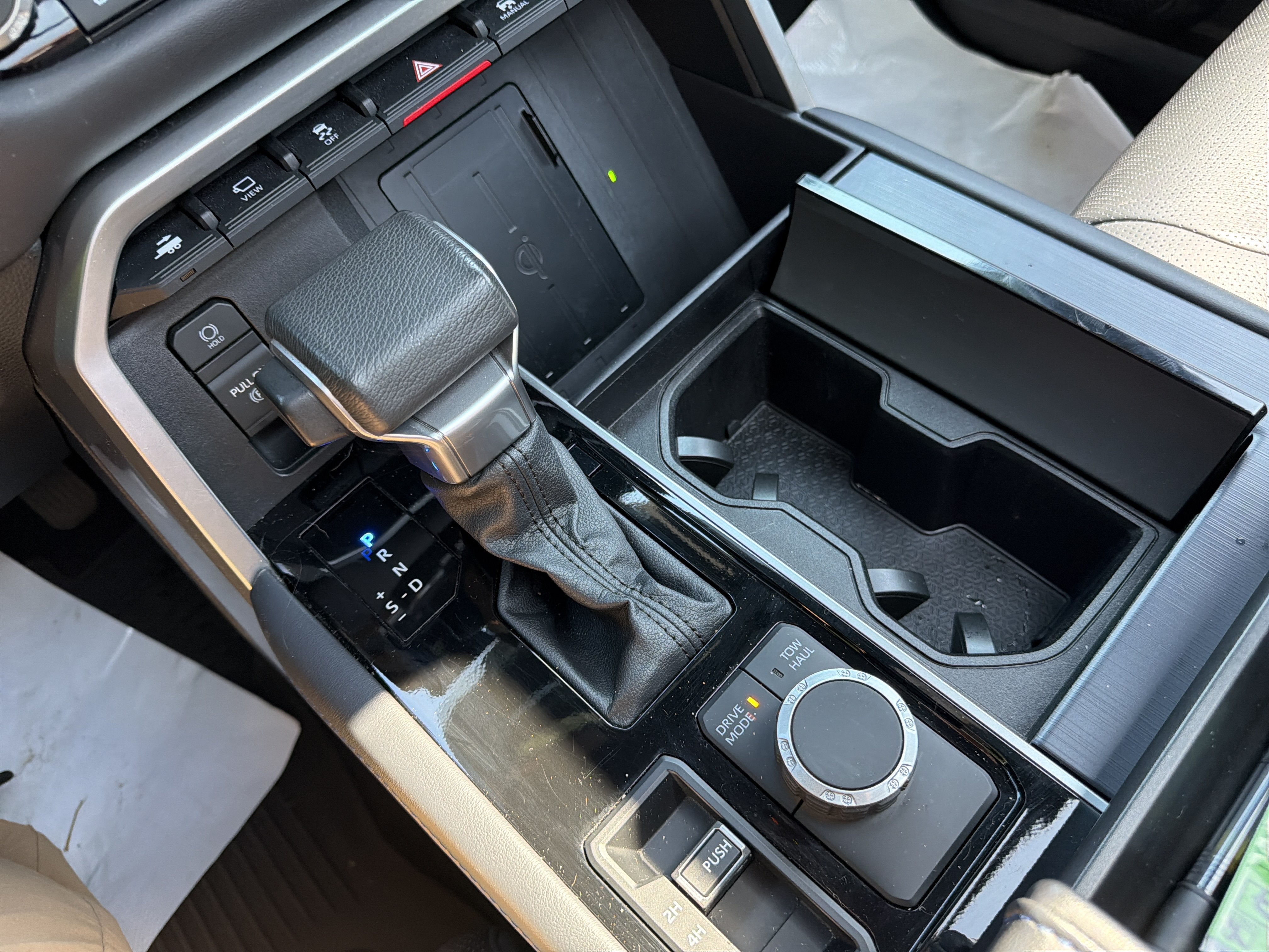 2022 Toyota Tundra 4WD Platinum