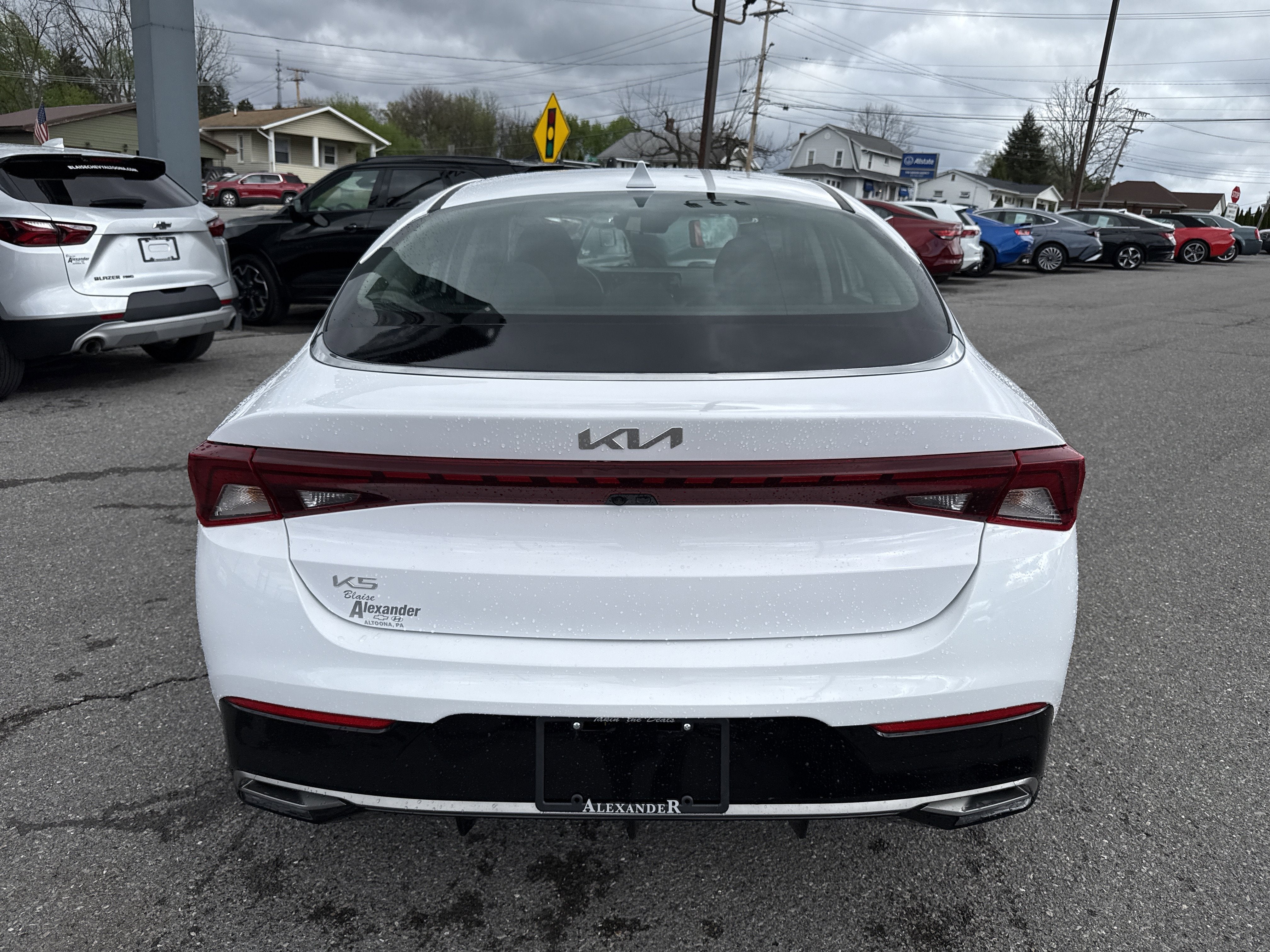 2023 Kia K5 LXS