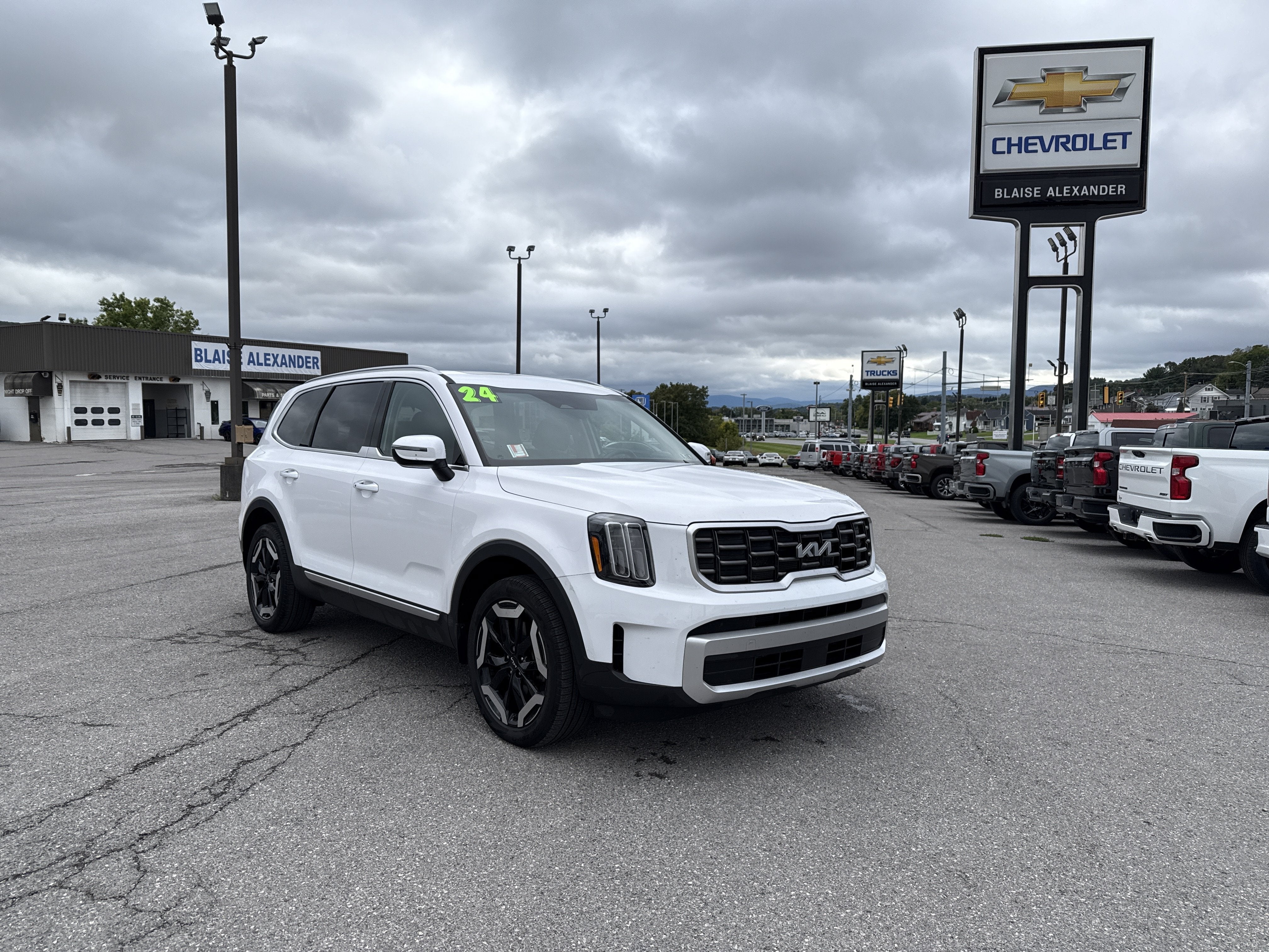 2024 Kia Telluride S