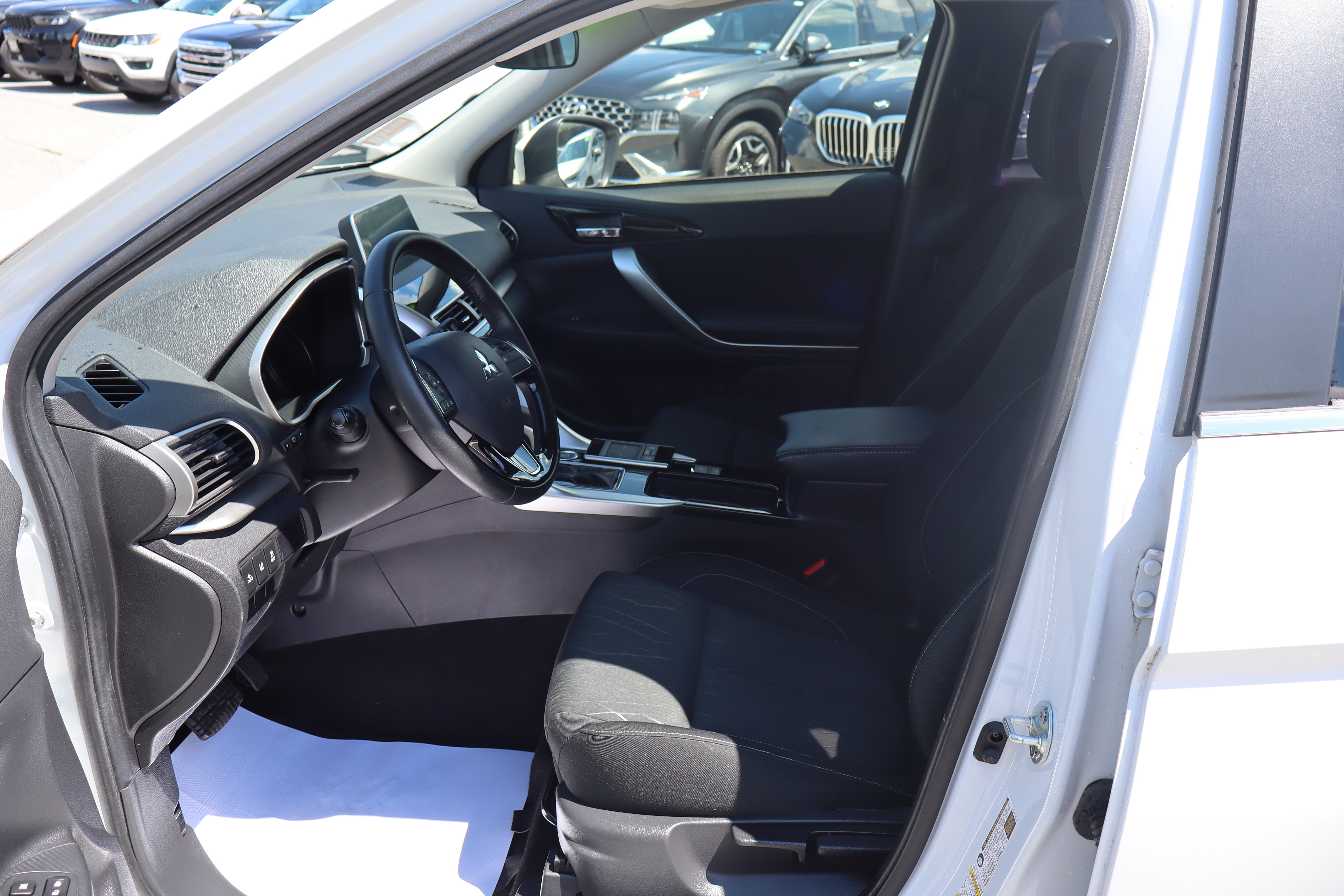 2020 Mitsubishi Eclipse Cross SE
