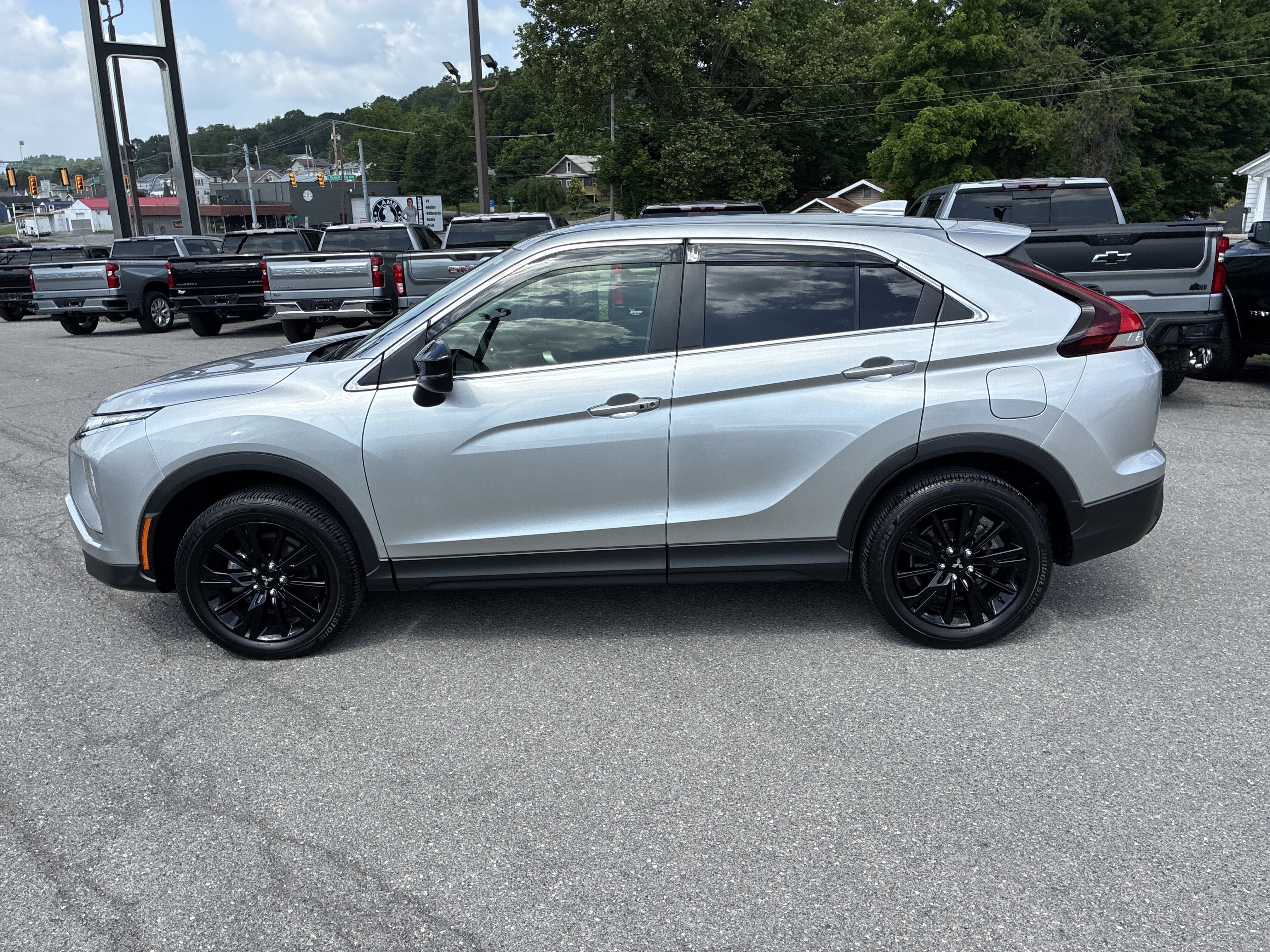 2024 Mitsubishi Eclipse Cross LE