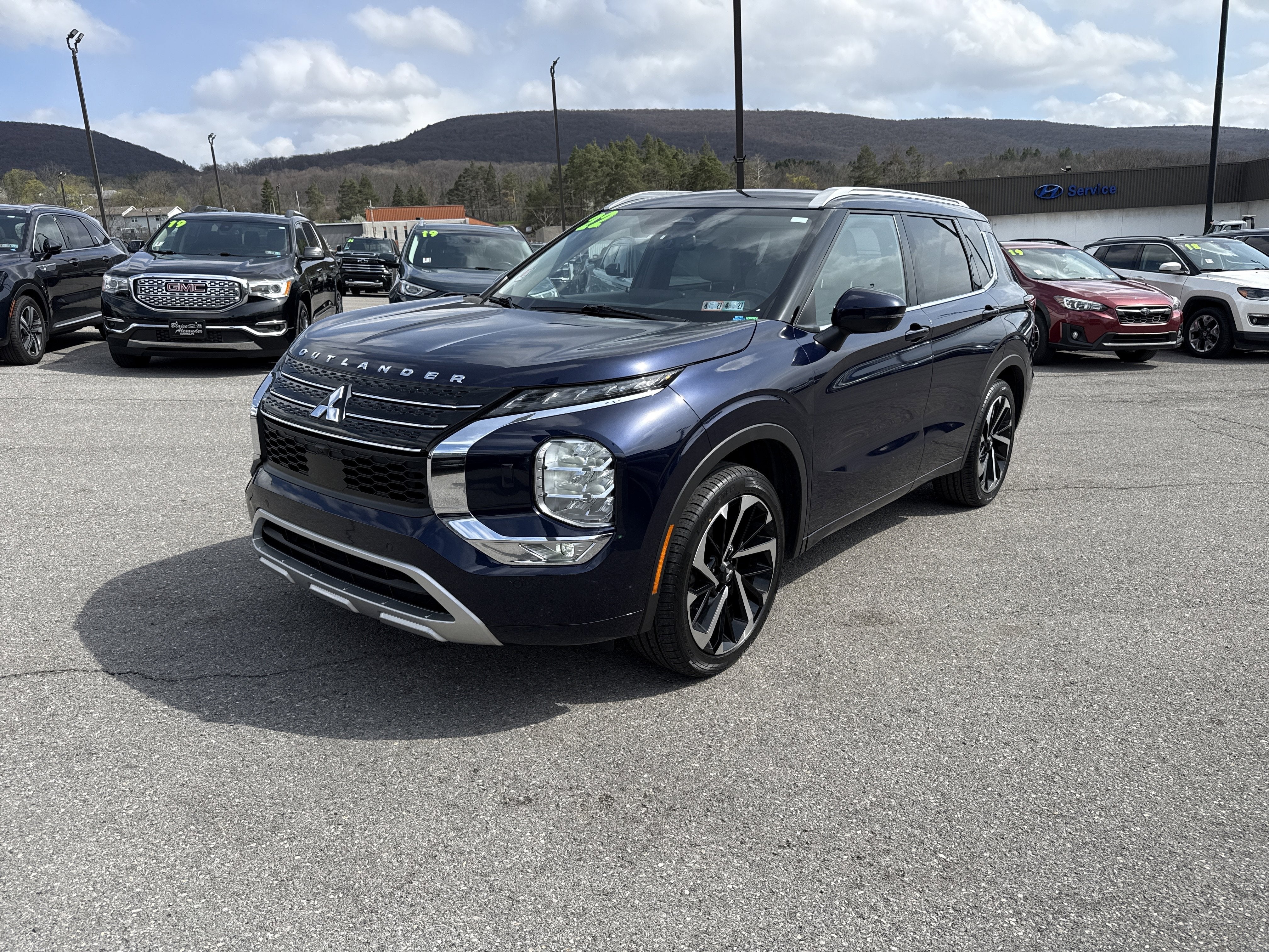 2022 Mitsubishi Outlander SEL