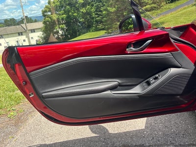 2024 Mazda Mazda MX-5 Miata RF Grand Touring