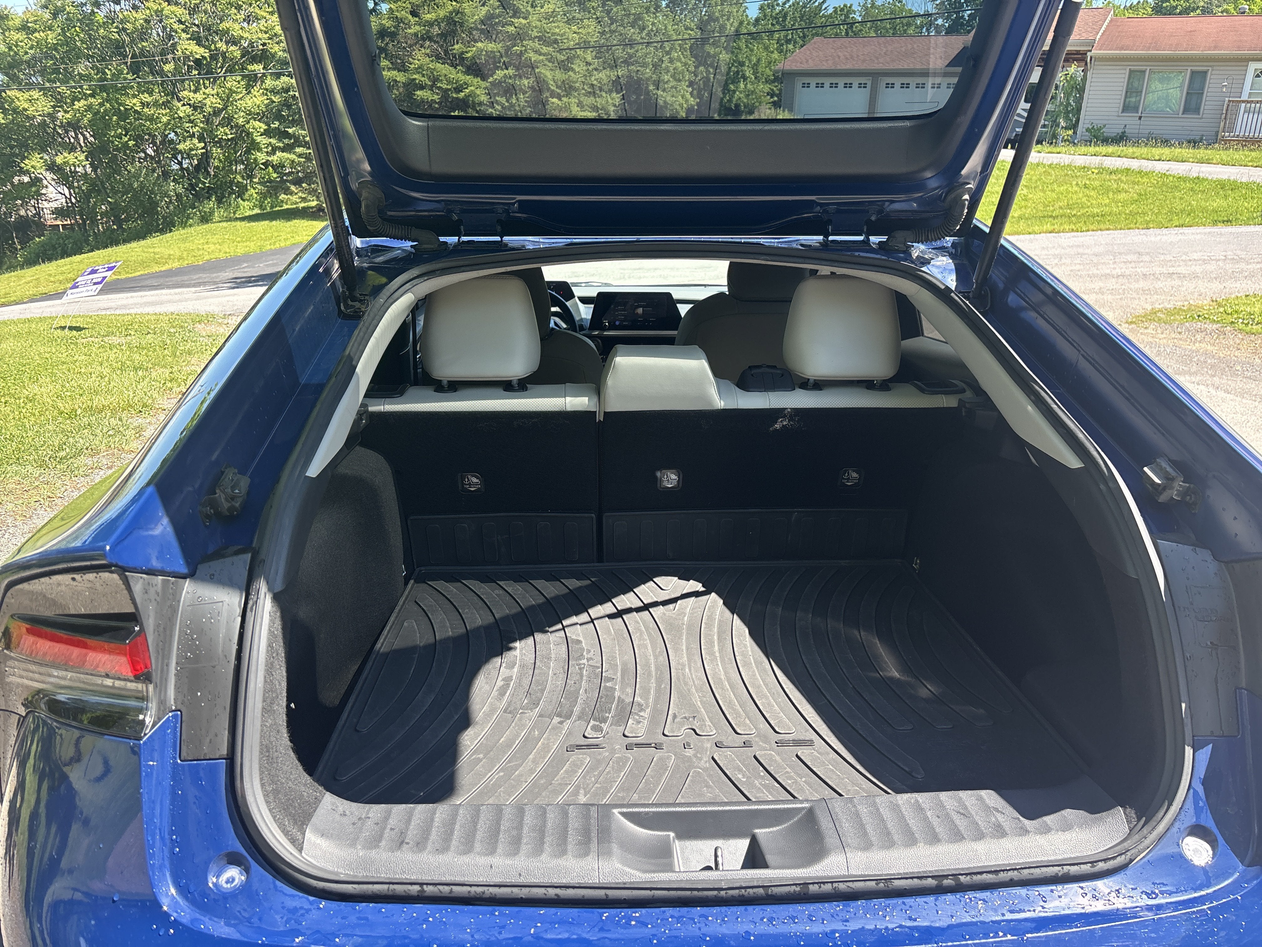 2023 Toyota Prius XLE