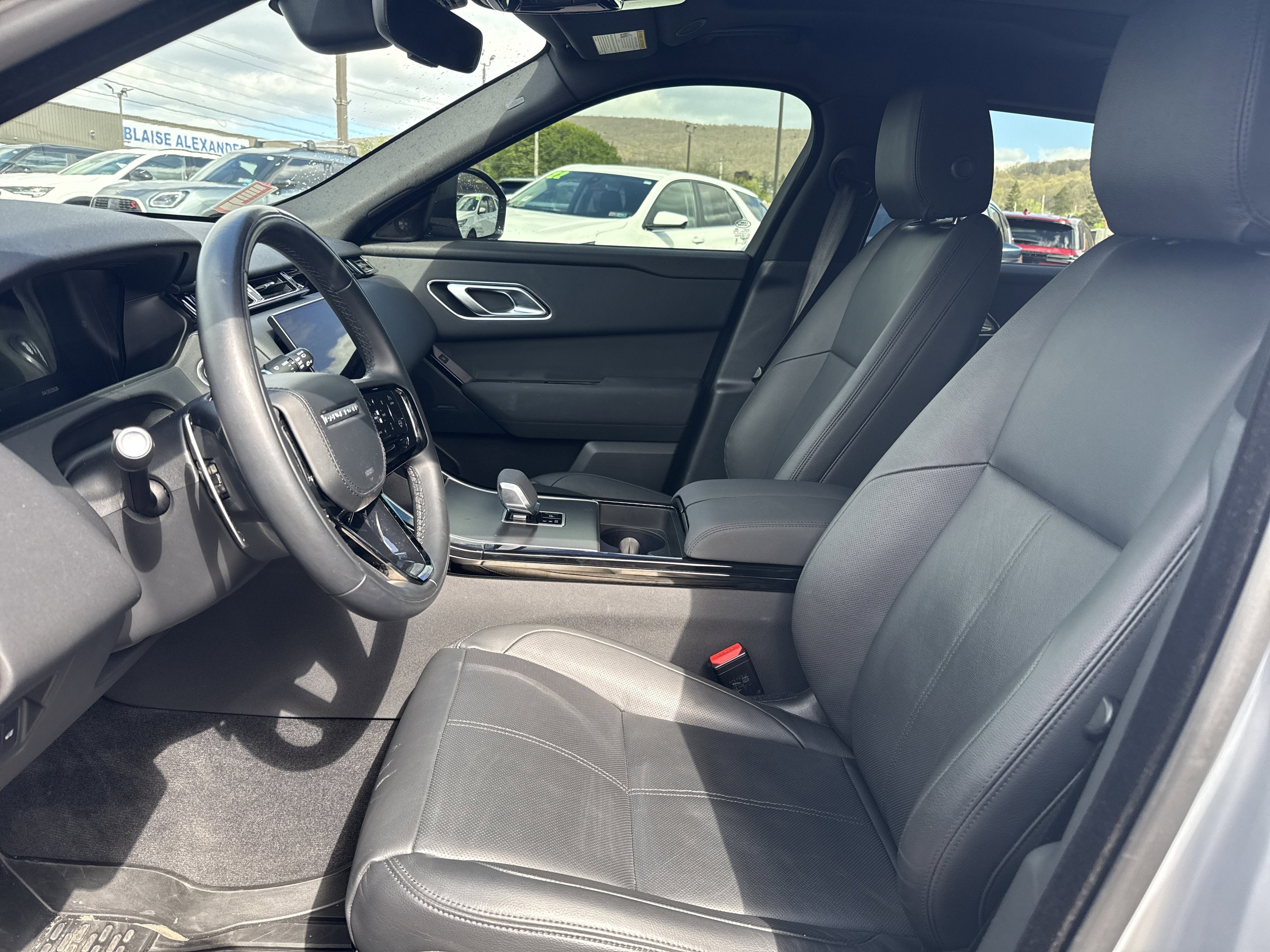 2024 Land Rover Range Rover Velar Dynamic SE