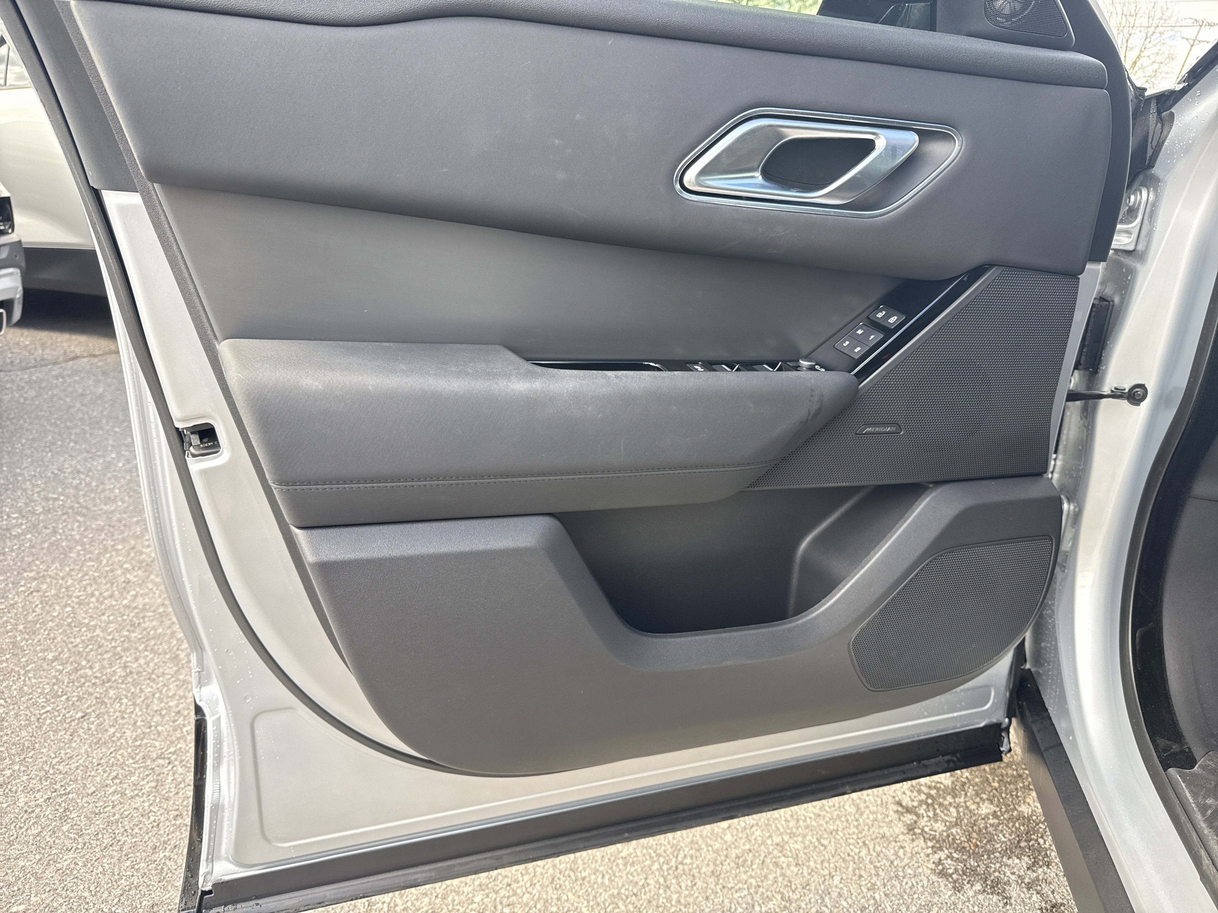 2024 Land Rover Range Rover Velar Dynamic SE