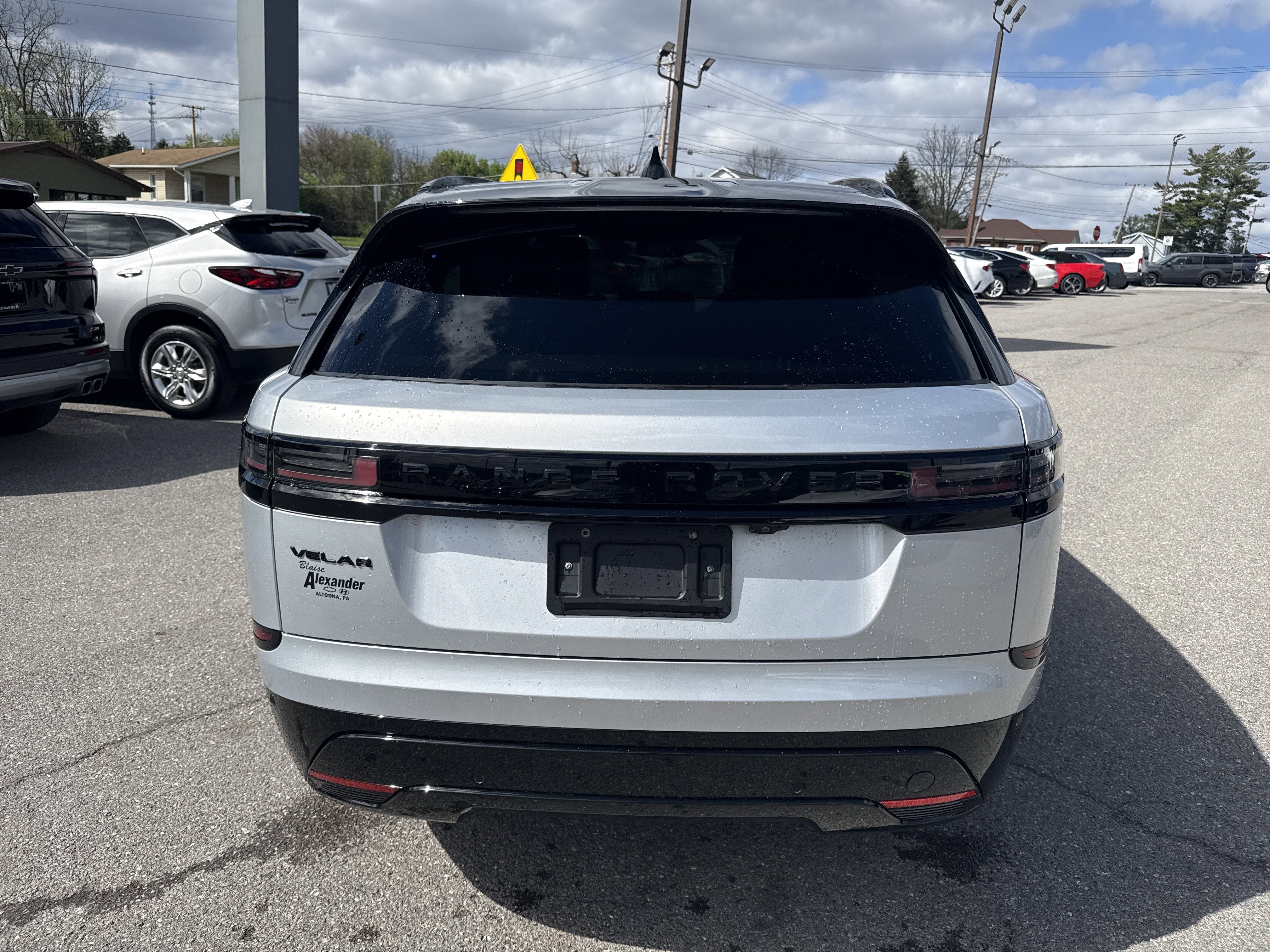 2024 Land Rover Range Rover Velar Dynamic SE