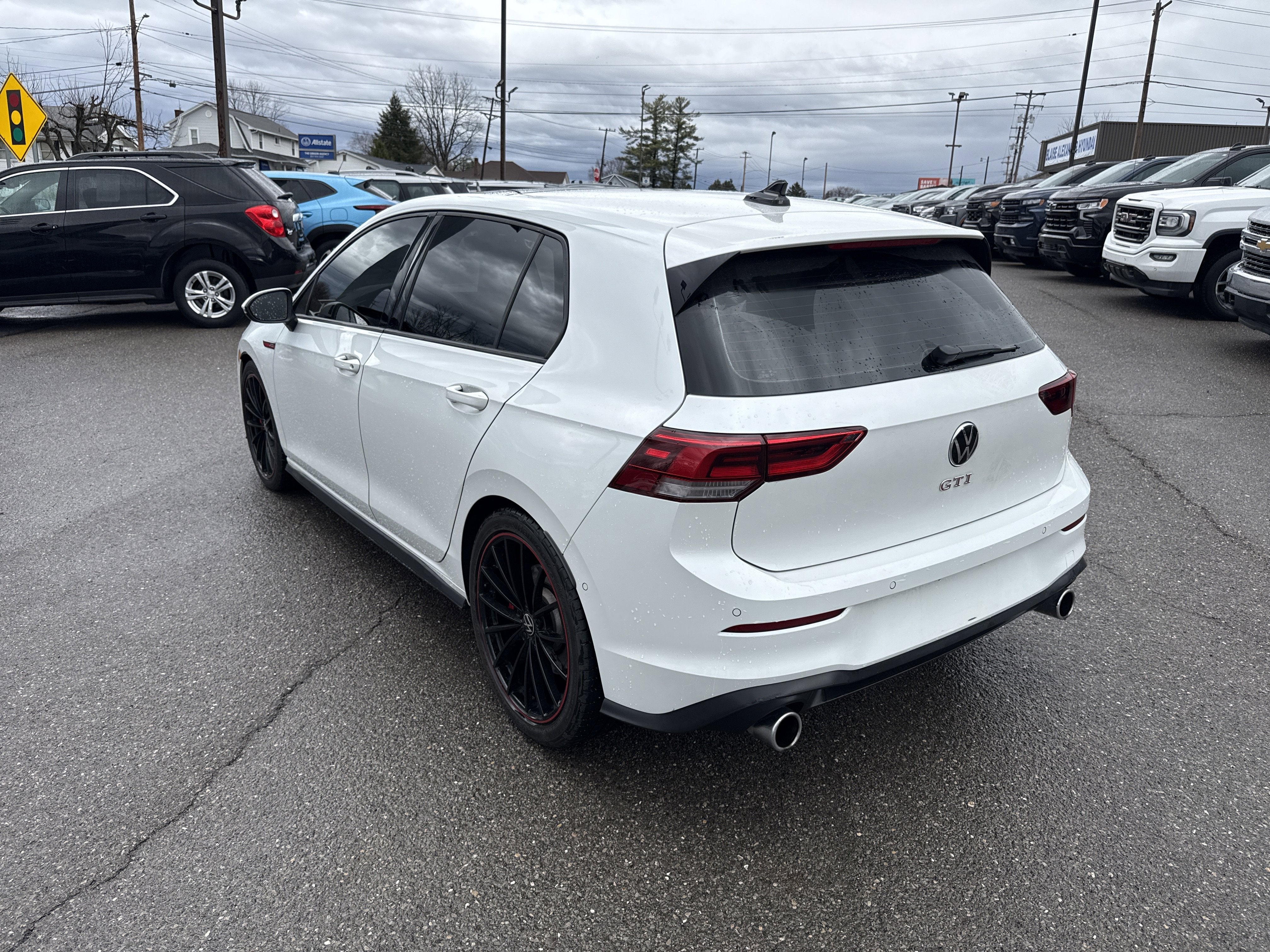 2023 Volkswagen Golf GTI Autobahn