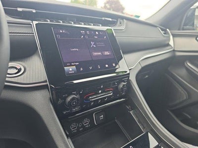 2025 Jeep Grand Cherokee Altitude 4x4