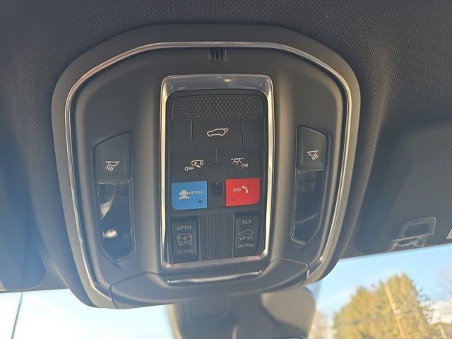 2025 Jeep Grand Cherokee Altitude X 4x4